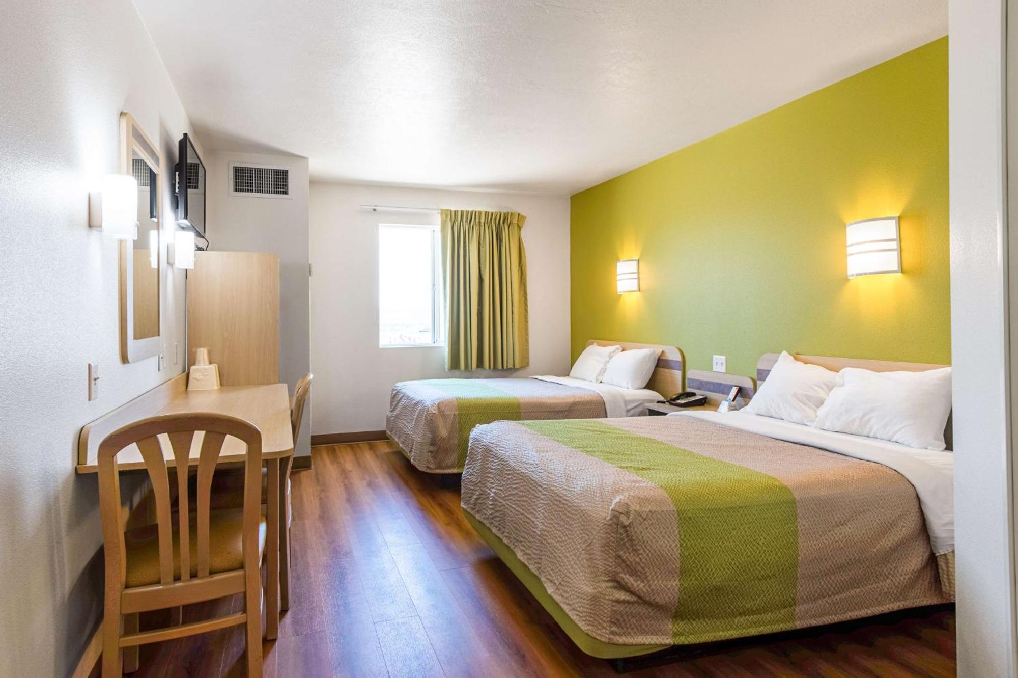 Quadruple Room Non-Smoking