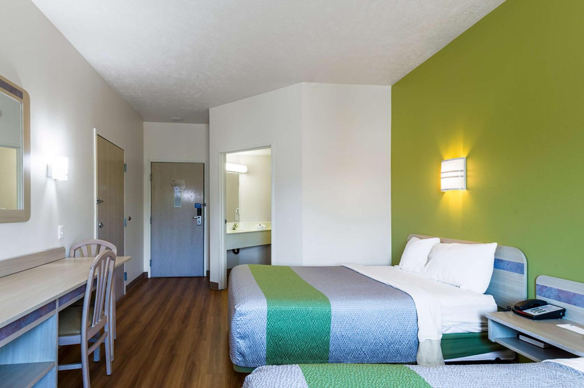 Quadruple Room Non-Smoking