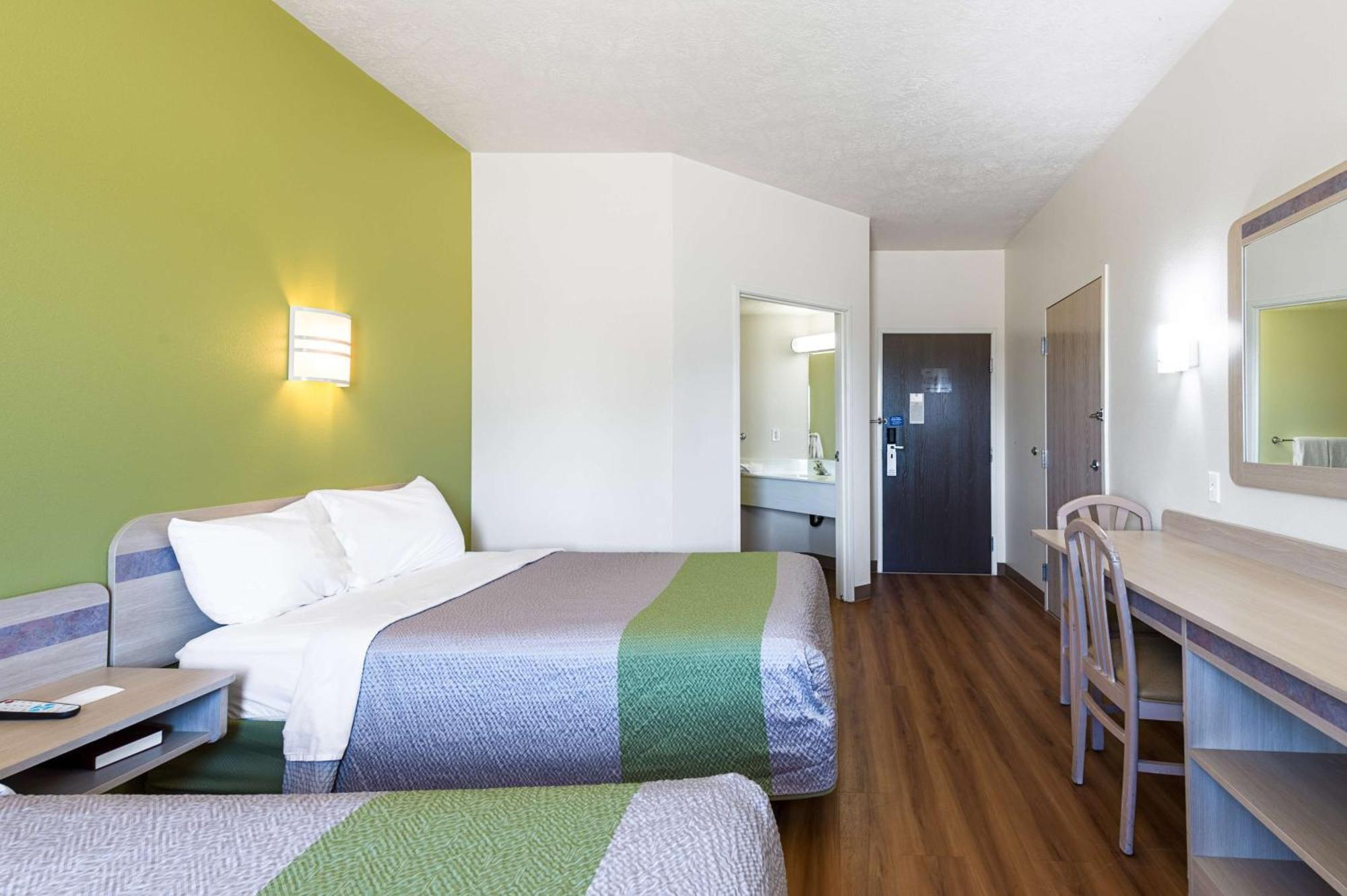 Quadruple Room Non-Smoking
