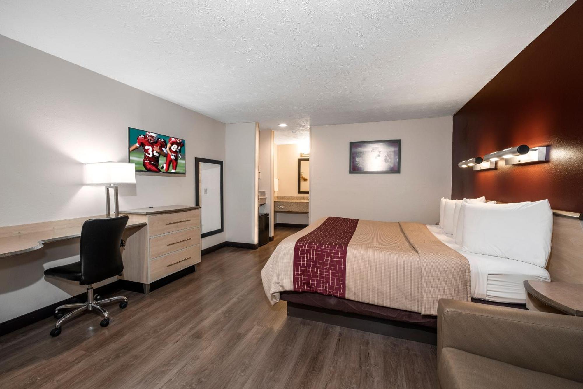 Superior King with Spa Bath Non-Smoking,1278262993:JPEG