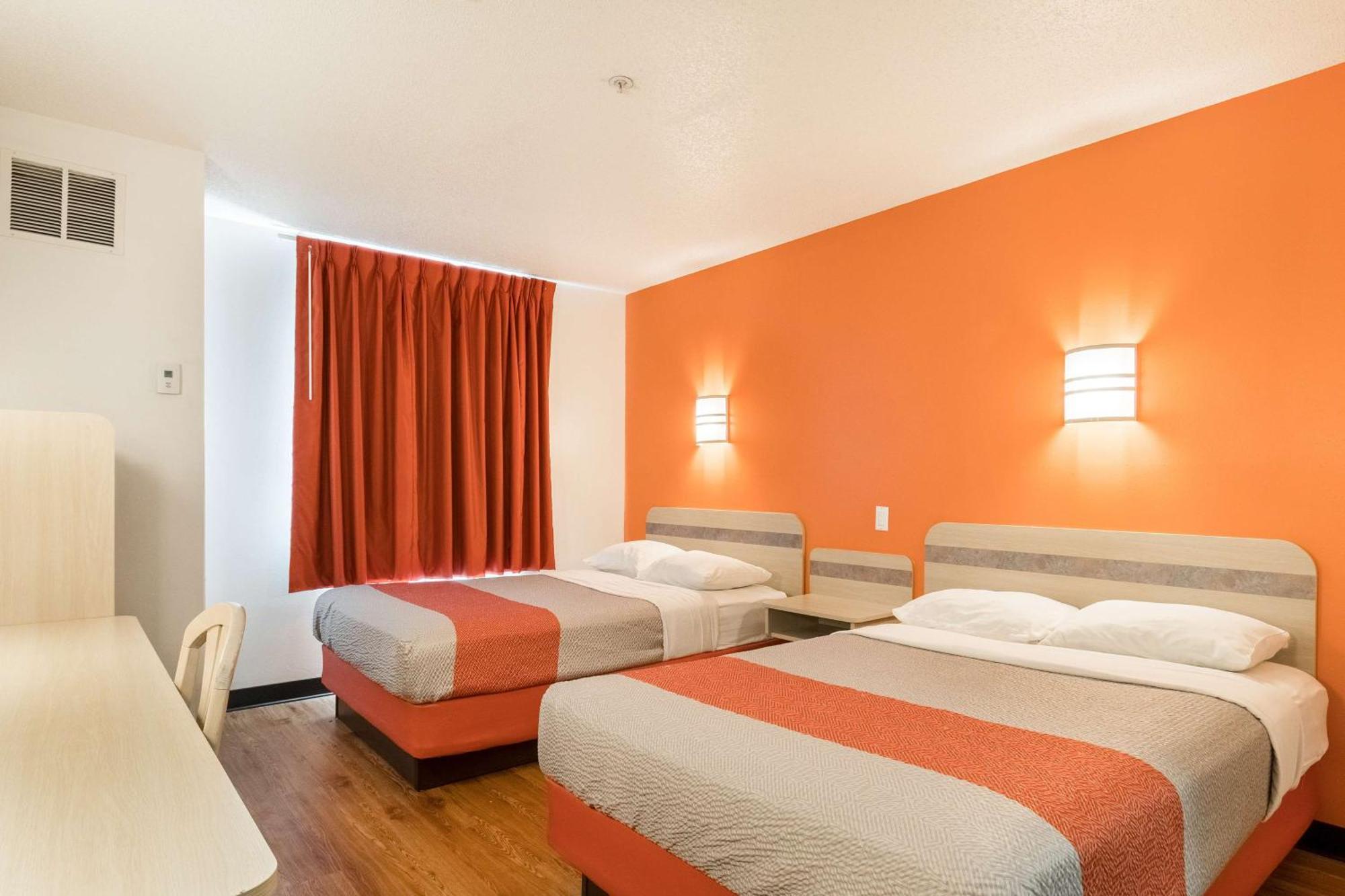 Quadruple Room Smoking