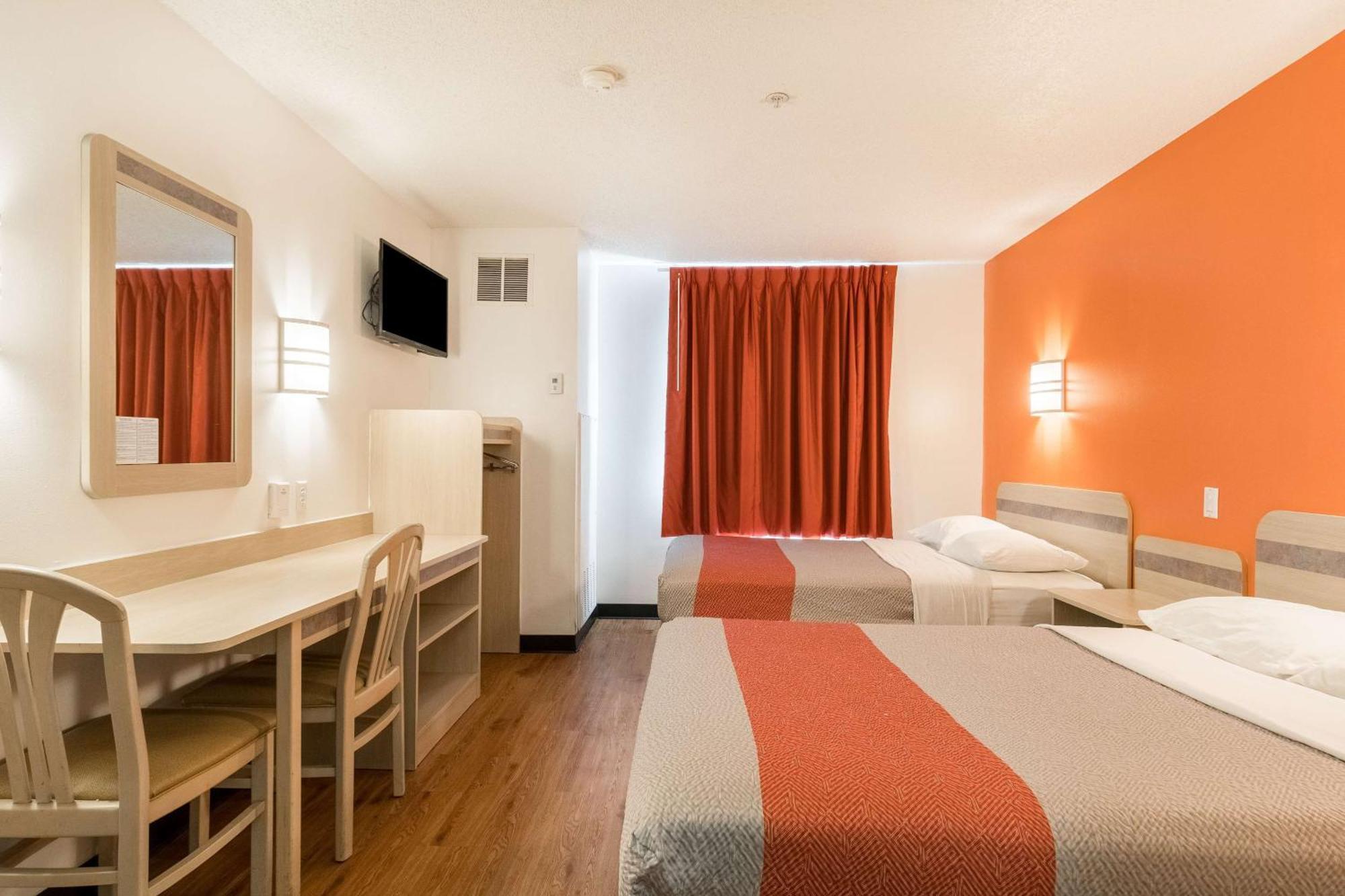Quadruple Room Smoking