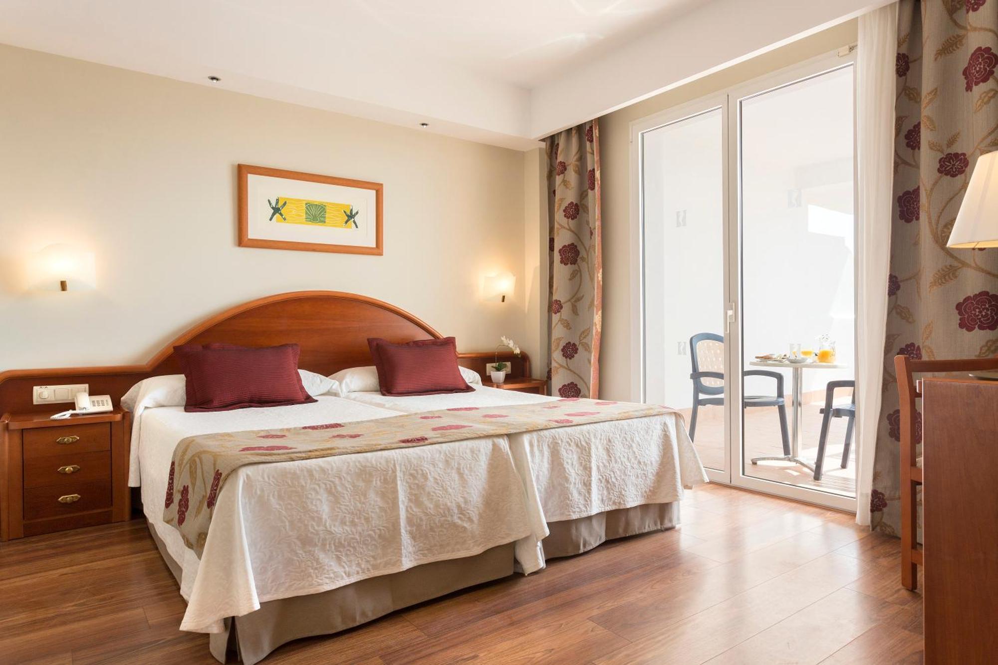 Standard Double Room,1214572324:JPEG