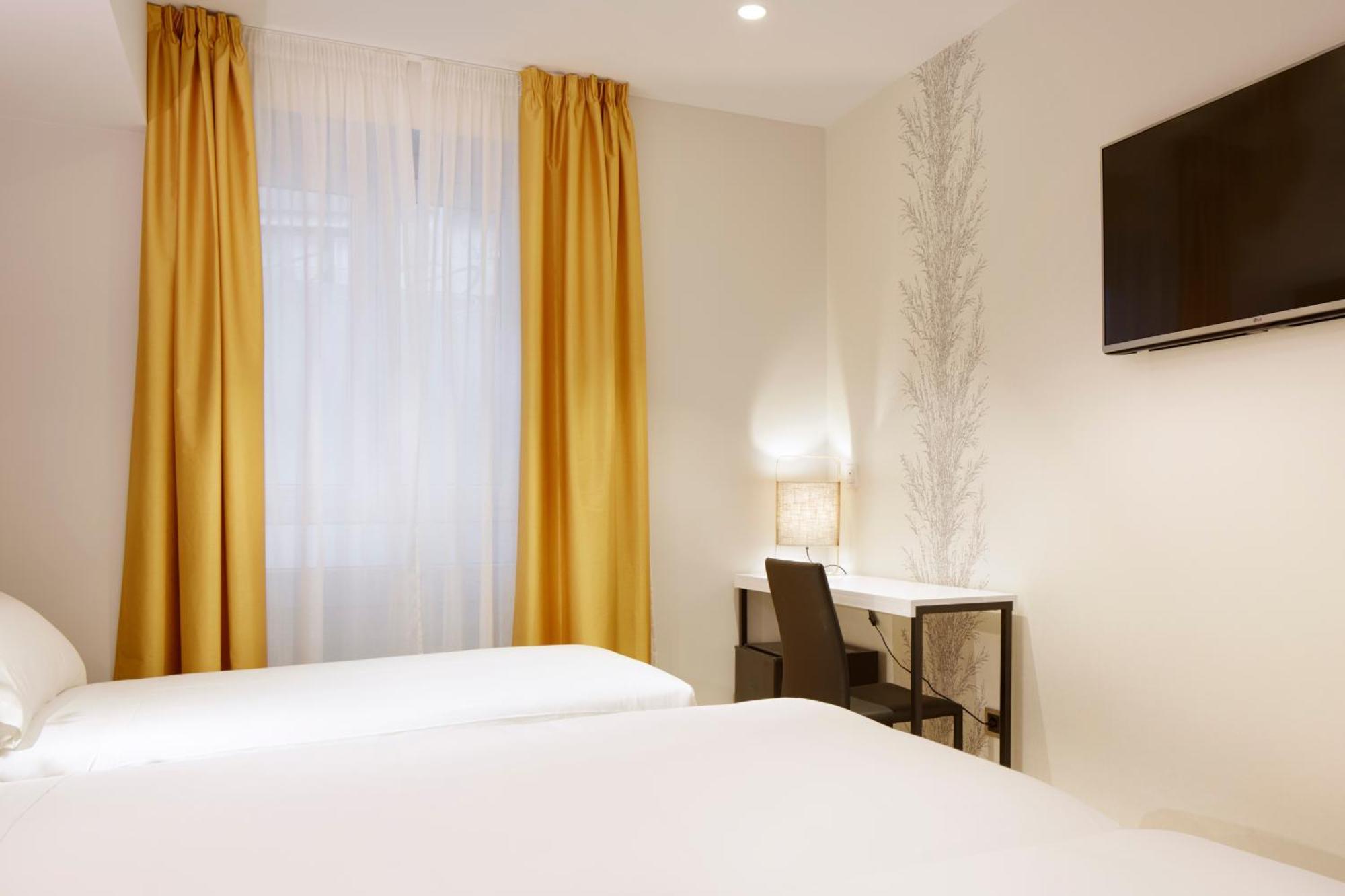 Deluxe Double Room Extra Bed
