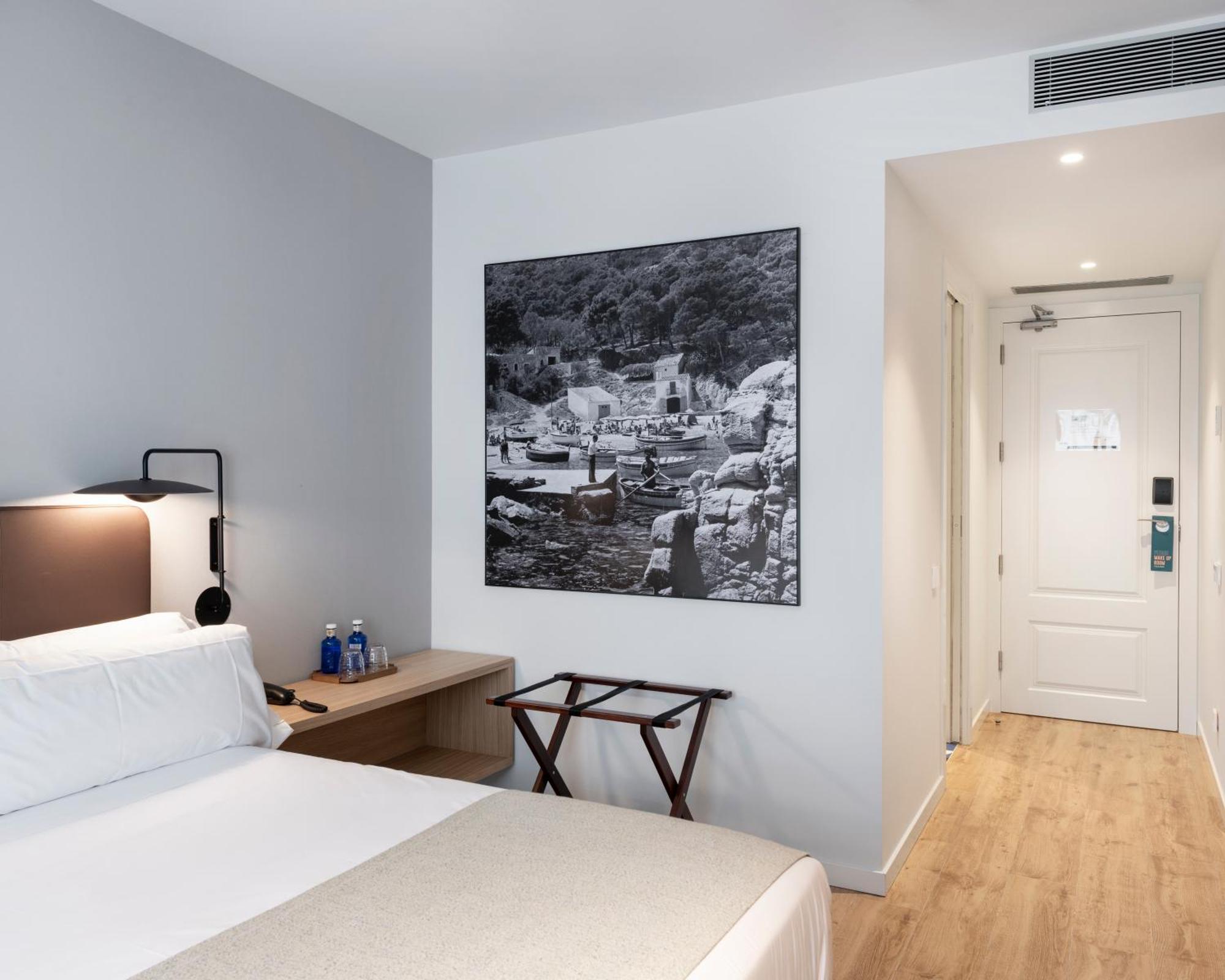 Double or Twin Room Garden View