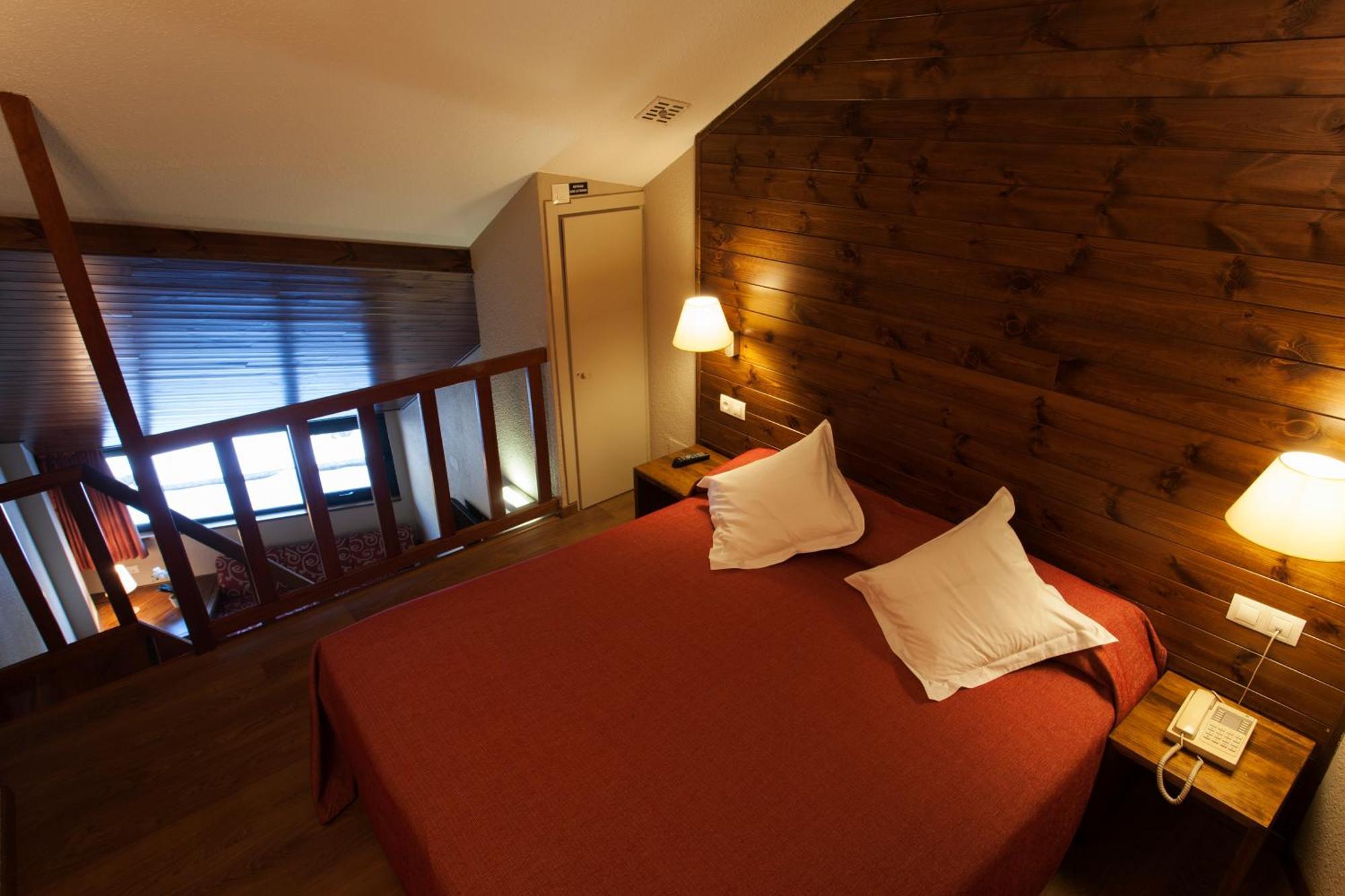 Duplex Room