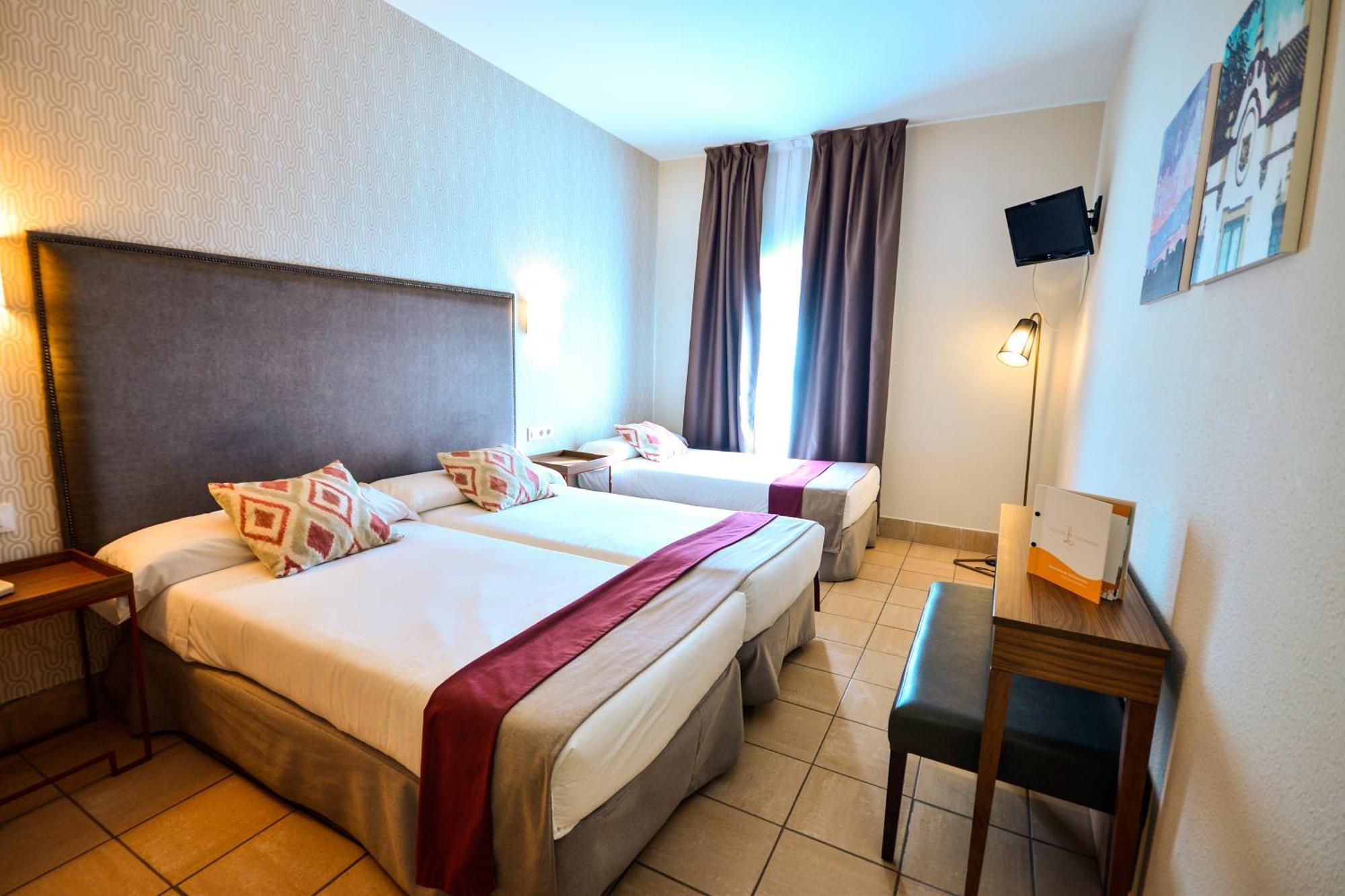 Triple Room,1214689033:JPEG