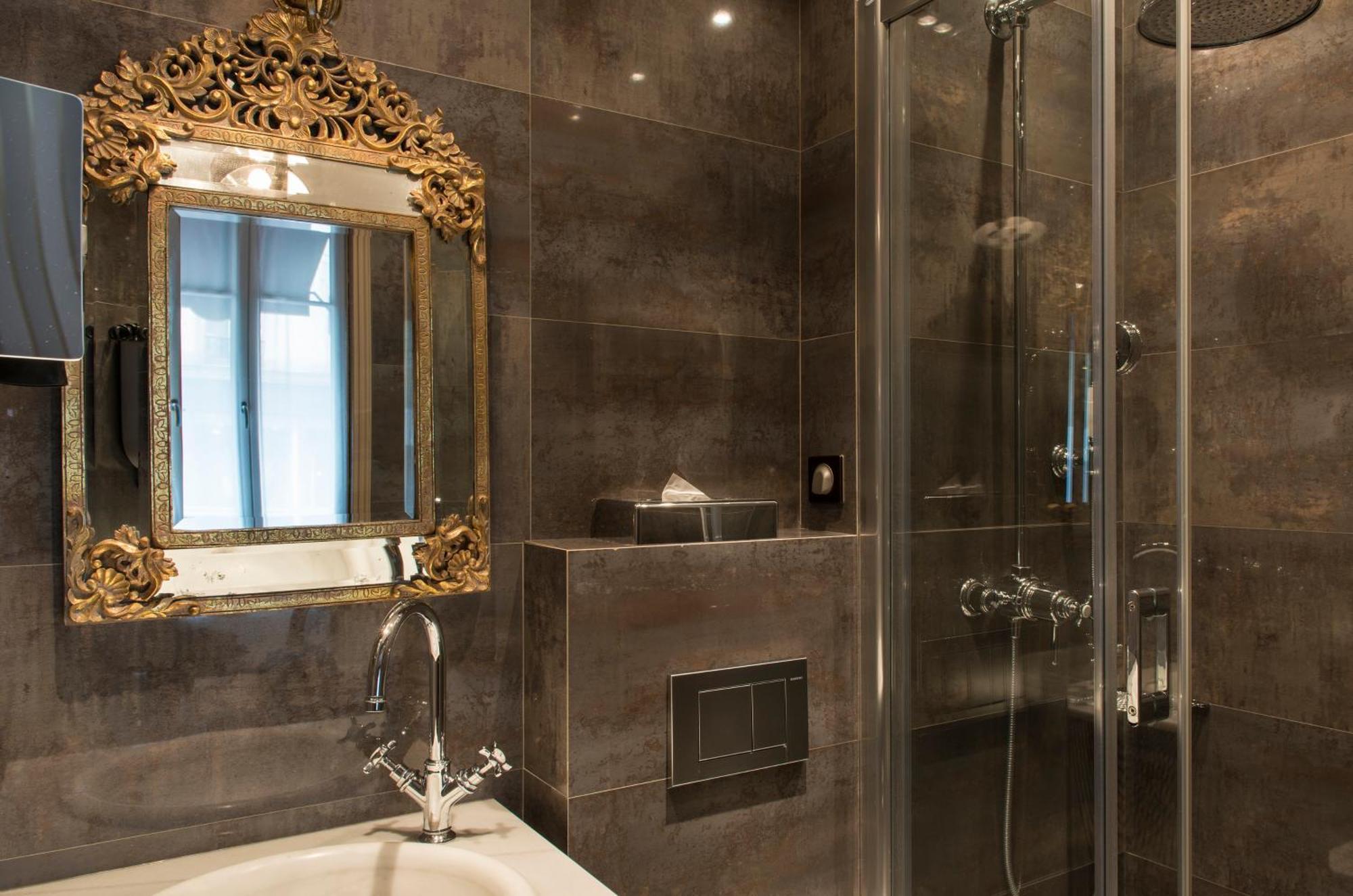 Superior Single Room