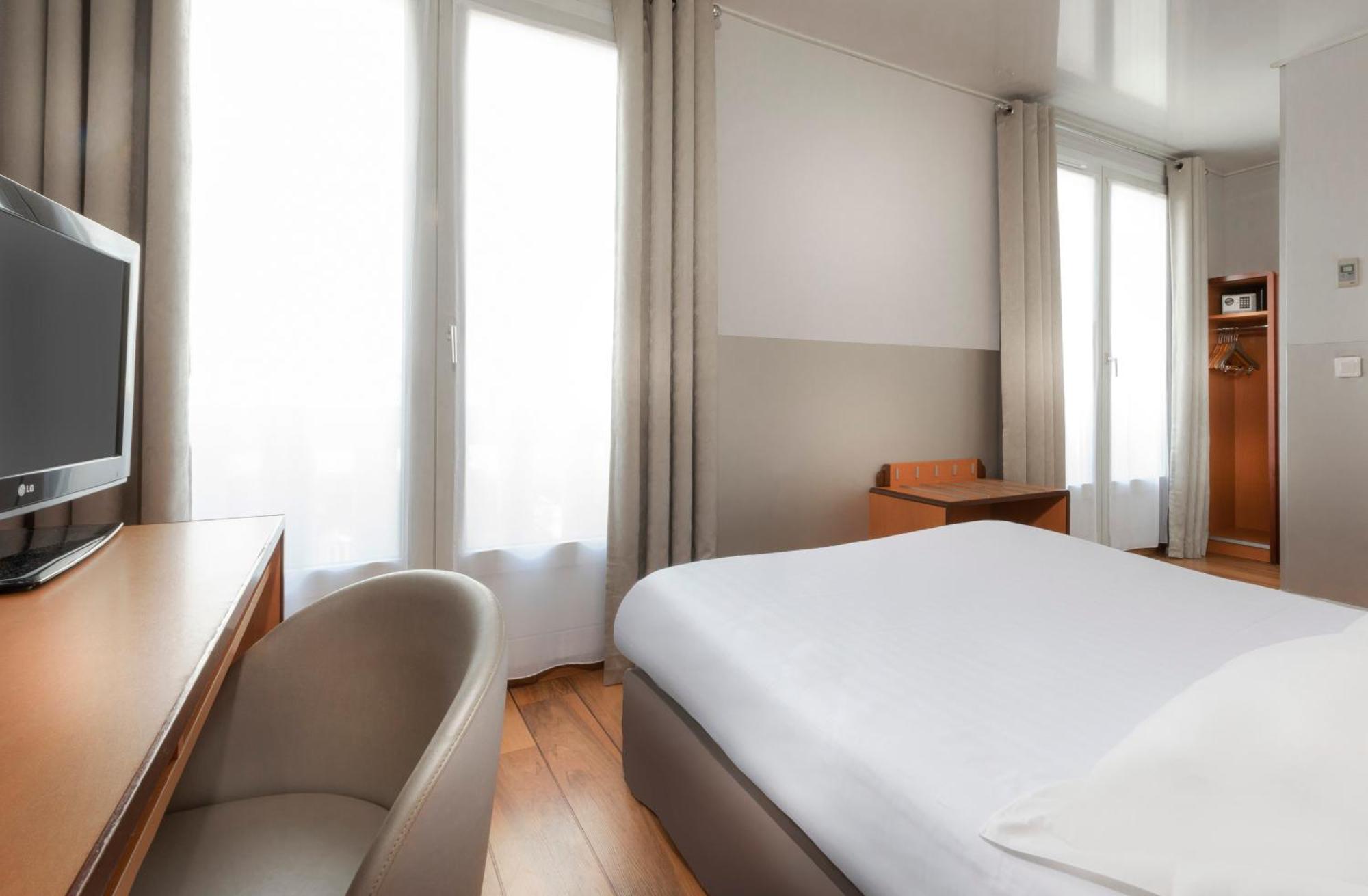 Parisian double room