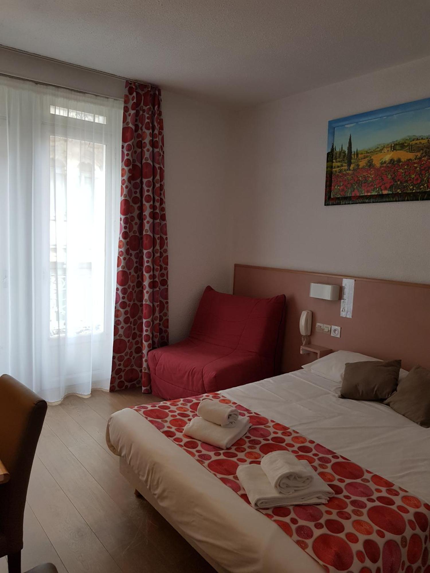 Single Room,1215082915:JPEG