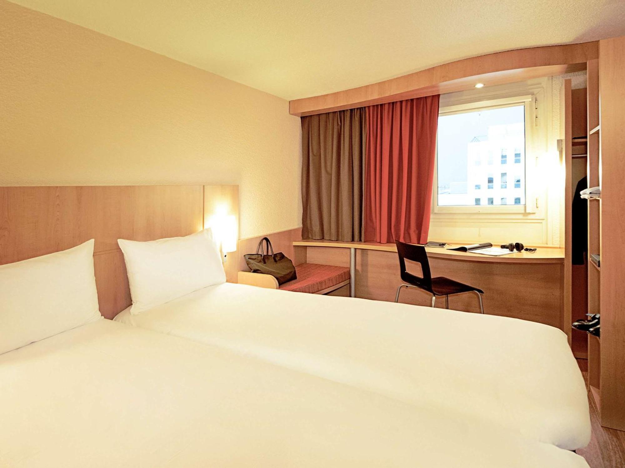 Standard Twin Room,181809864:JPEG