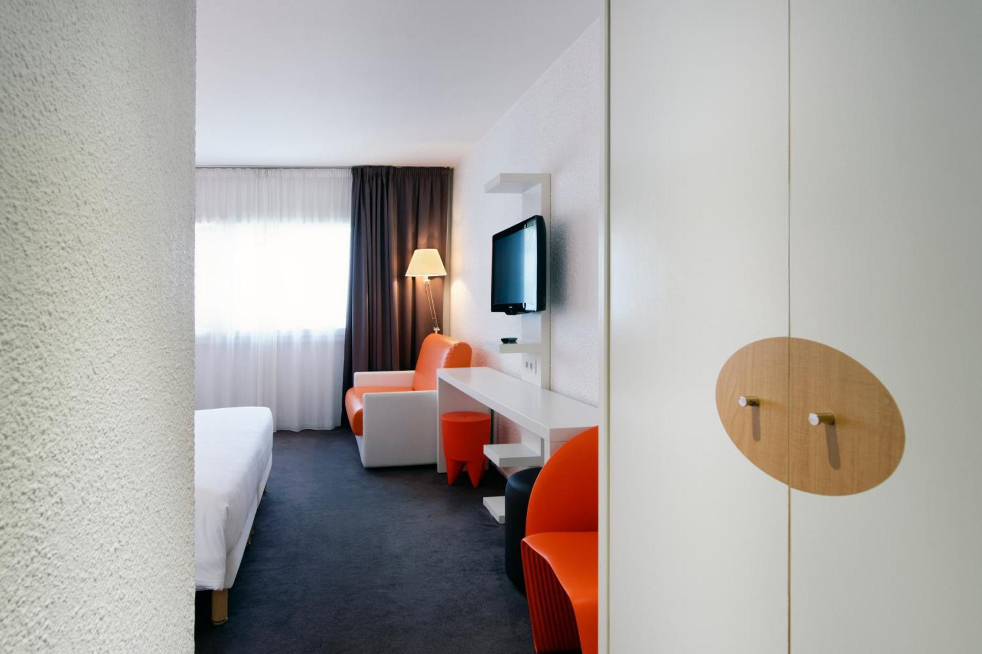 Double Room with Extra Bed,779724465:JPEG