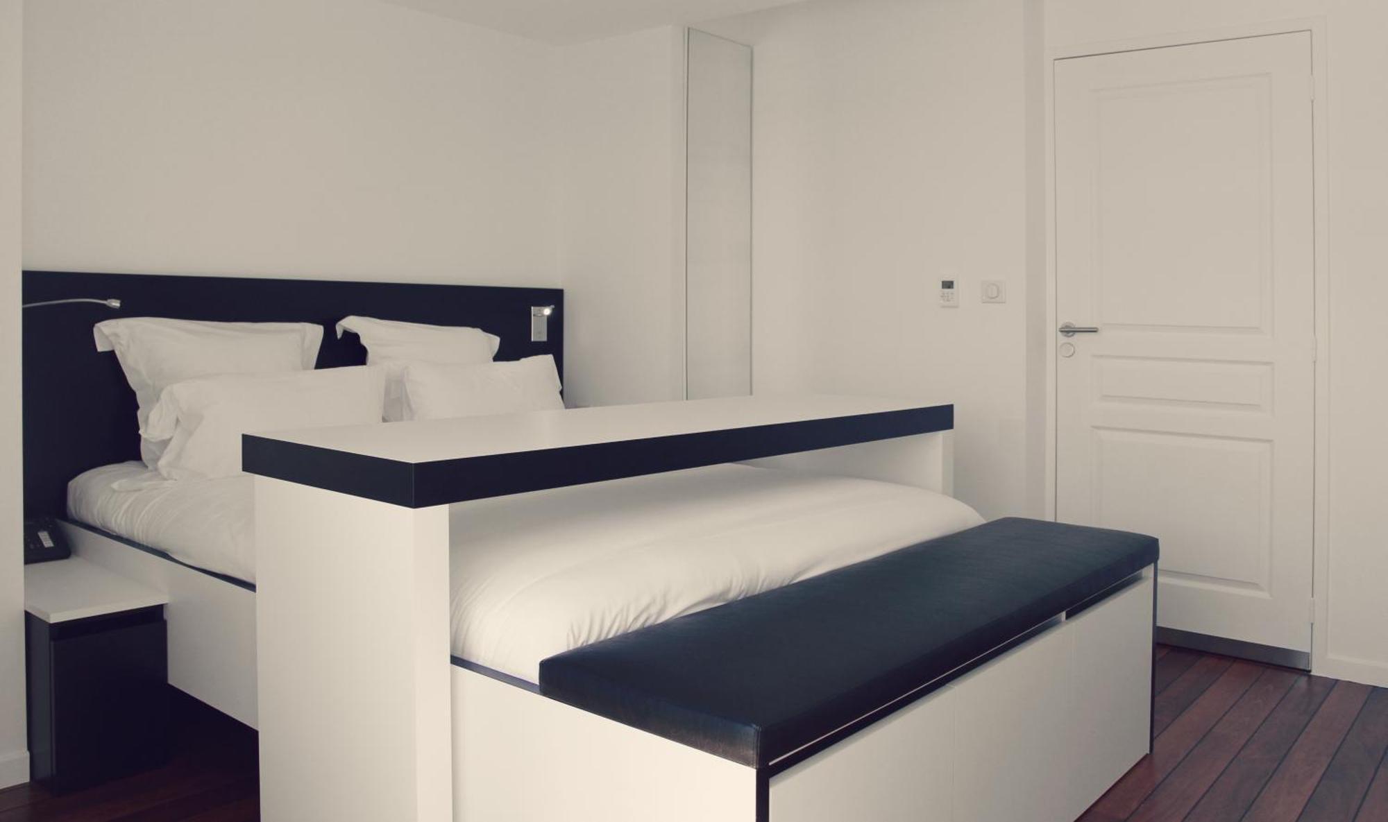 Double Room Bow Window