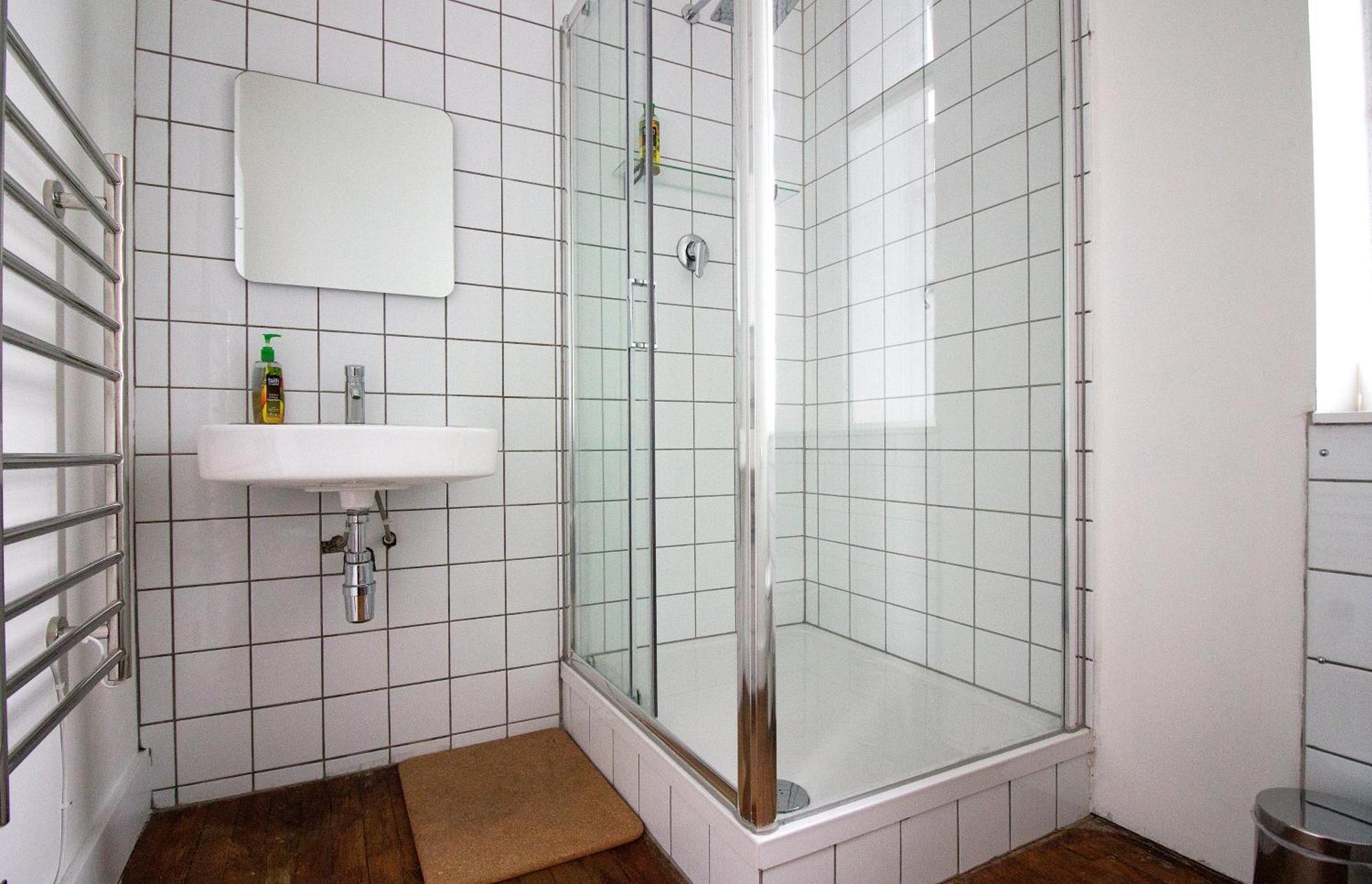 Double Room Private Bathroom
