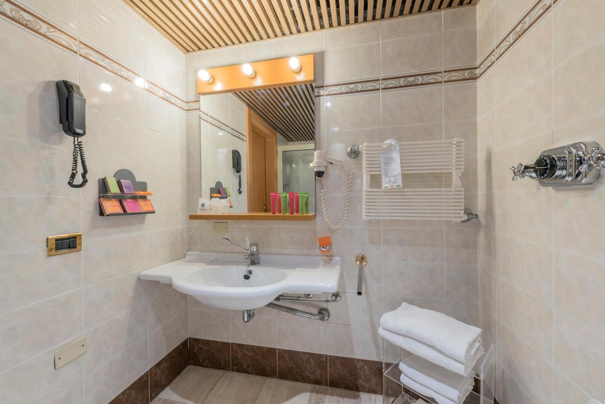 Classic Triple Room