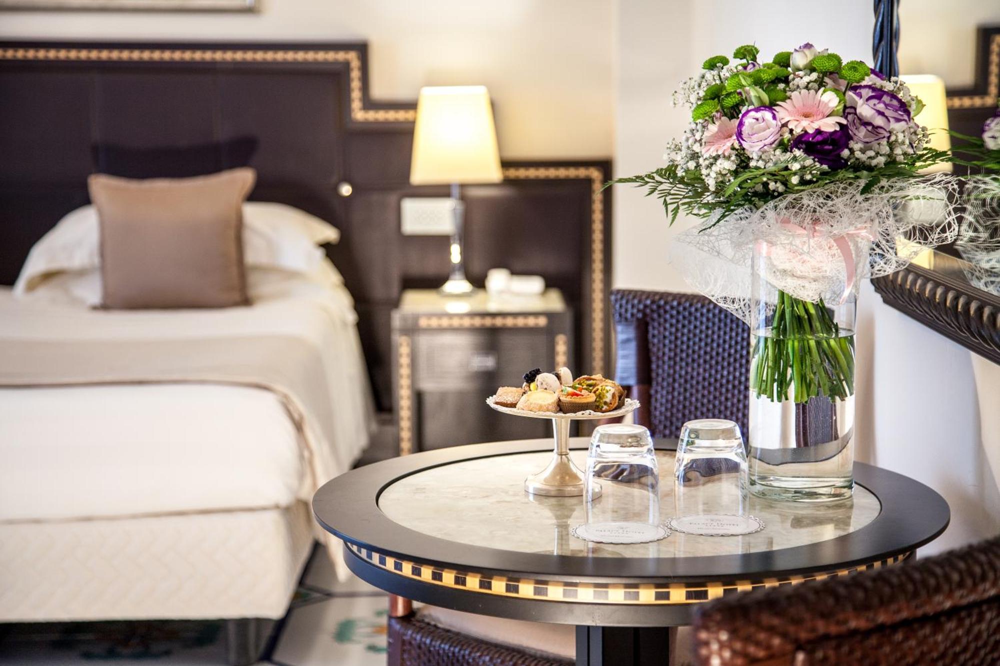 Deluxe Double or Twin Room Sea View
