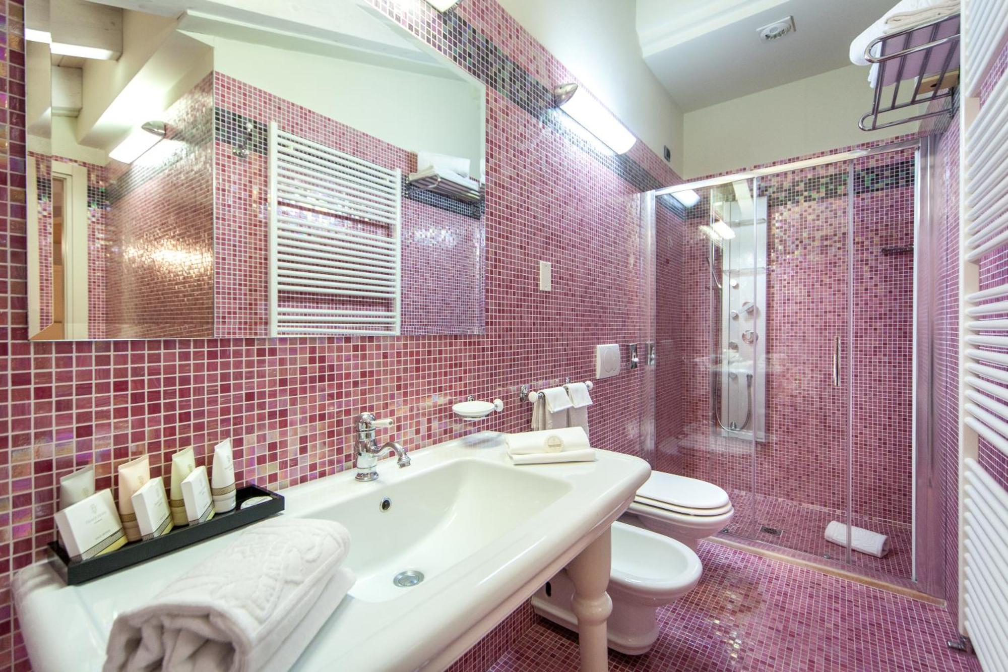 Deluxe Double or Twin Room Sea View