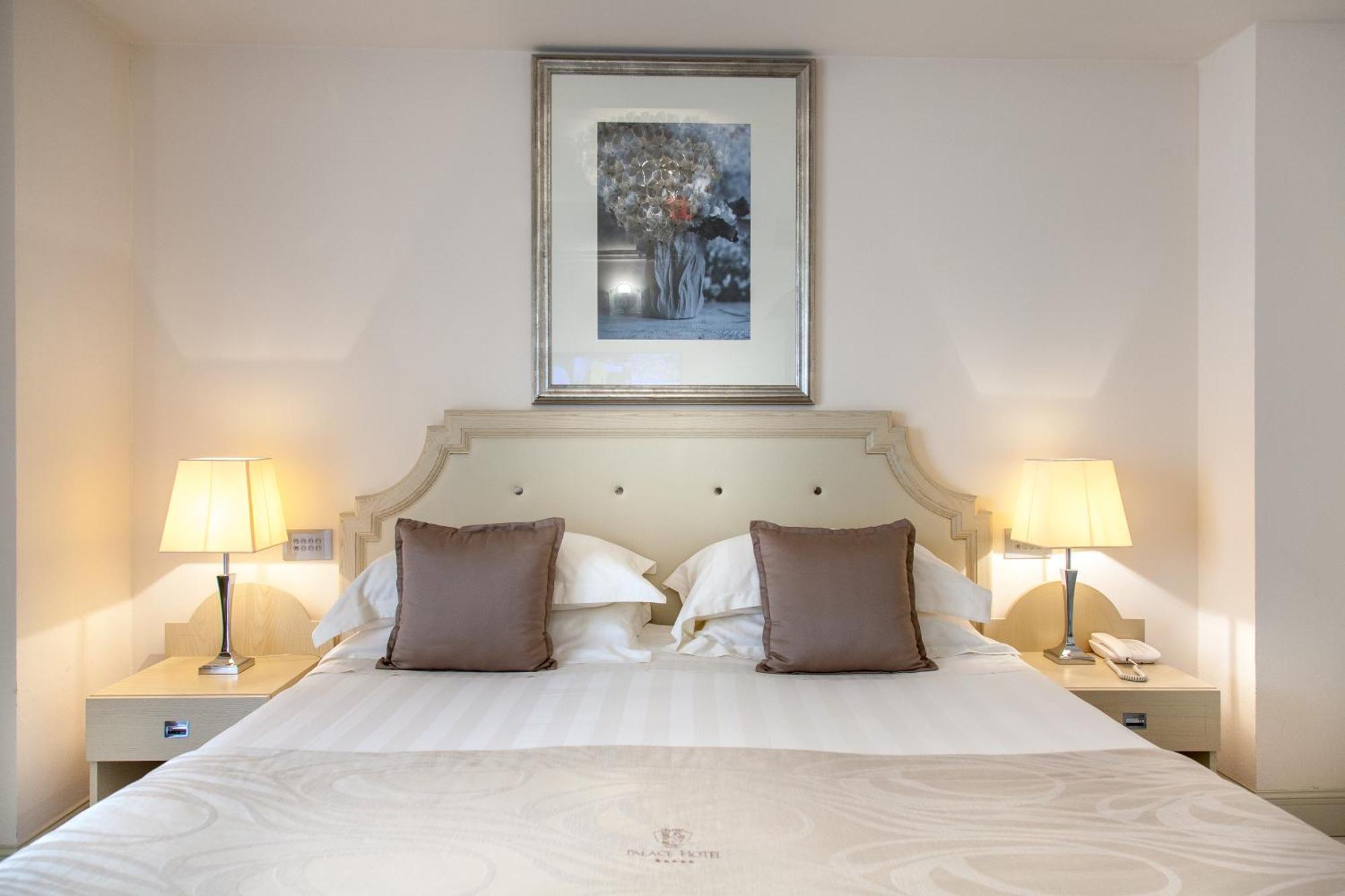 Queen Room Garden View