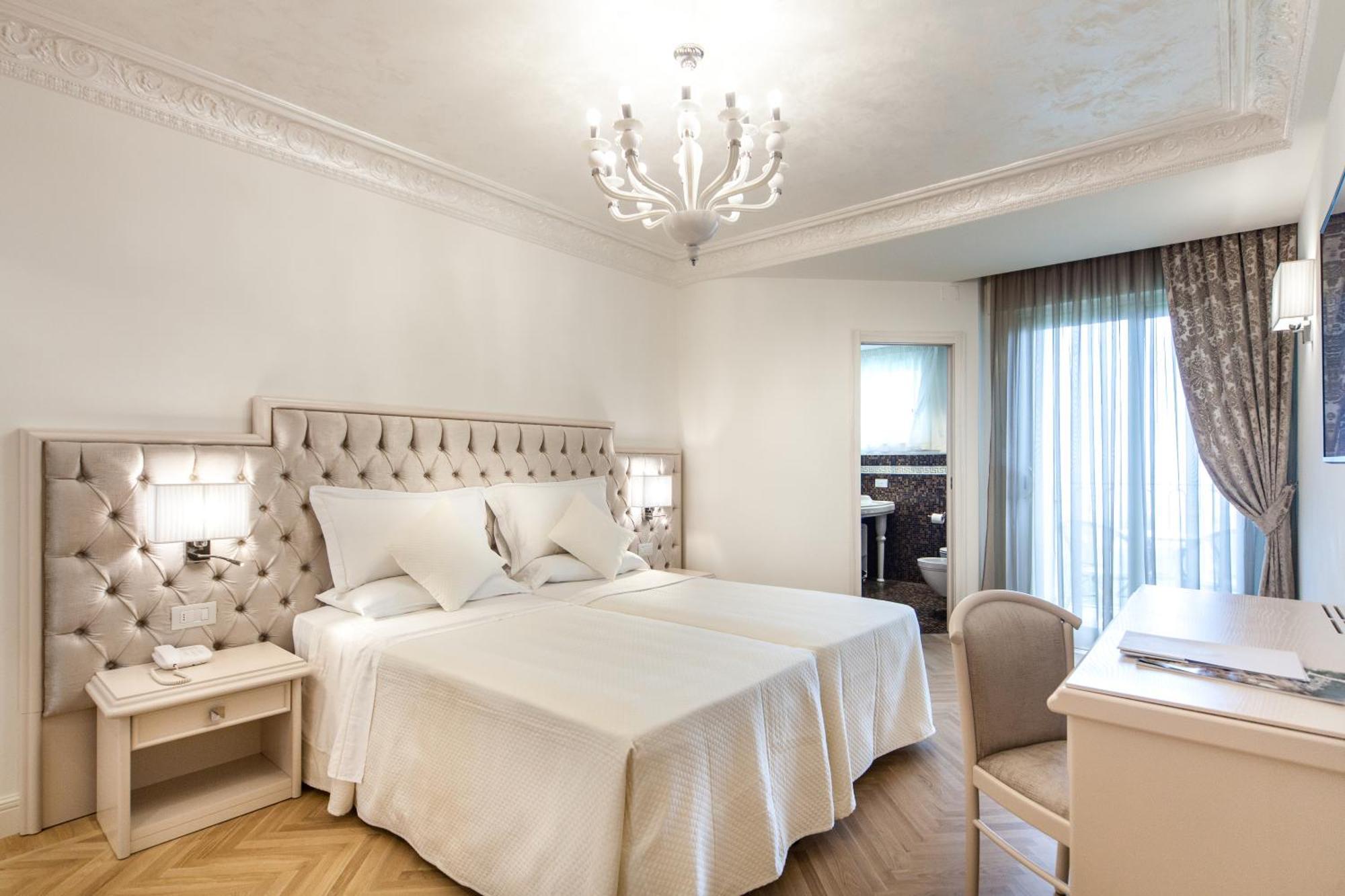 Executive Double or Twin Room Sea View
