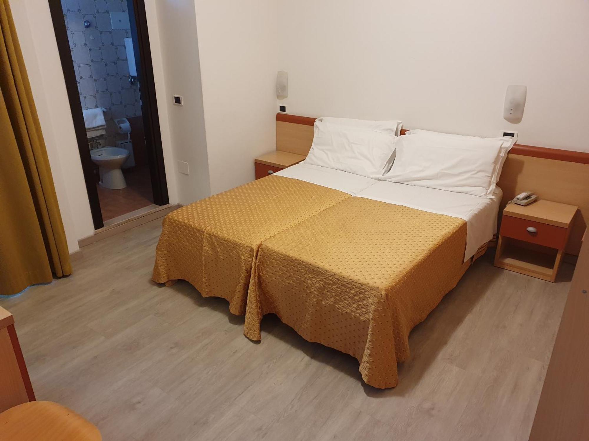 Economy Double Room