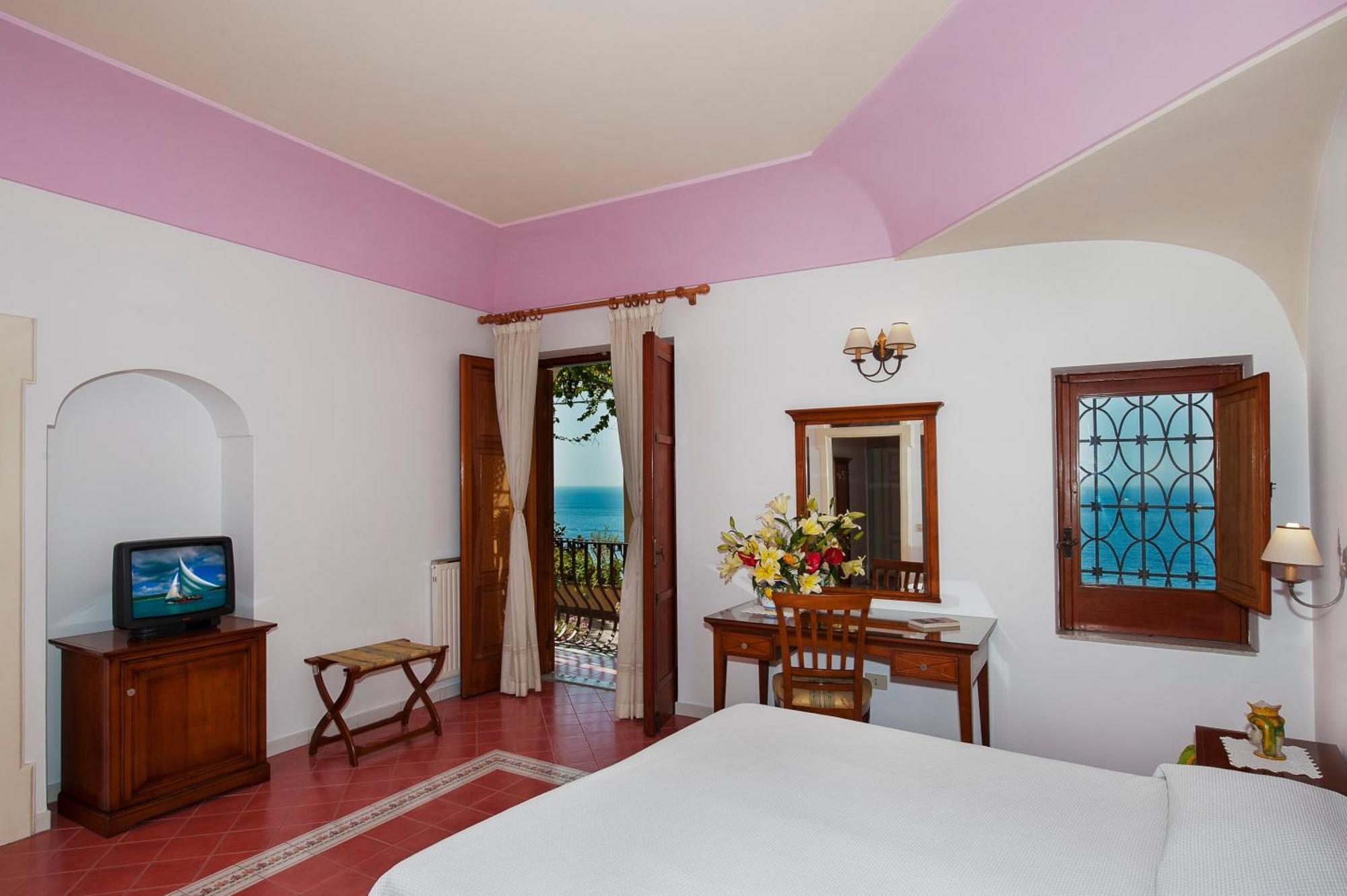 Basic Double or Twin Room