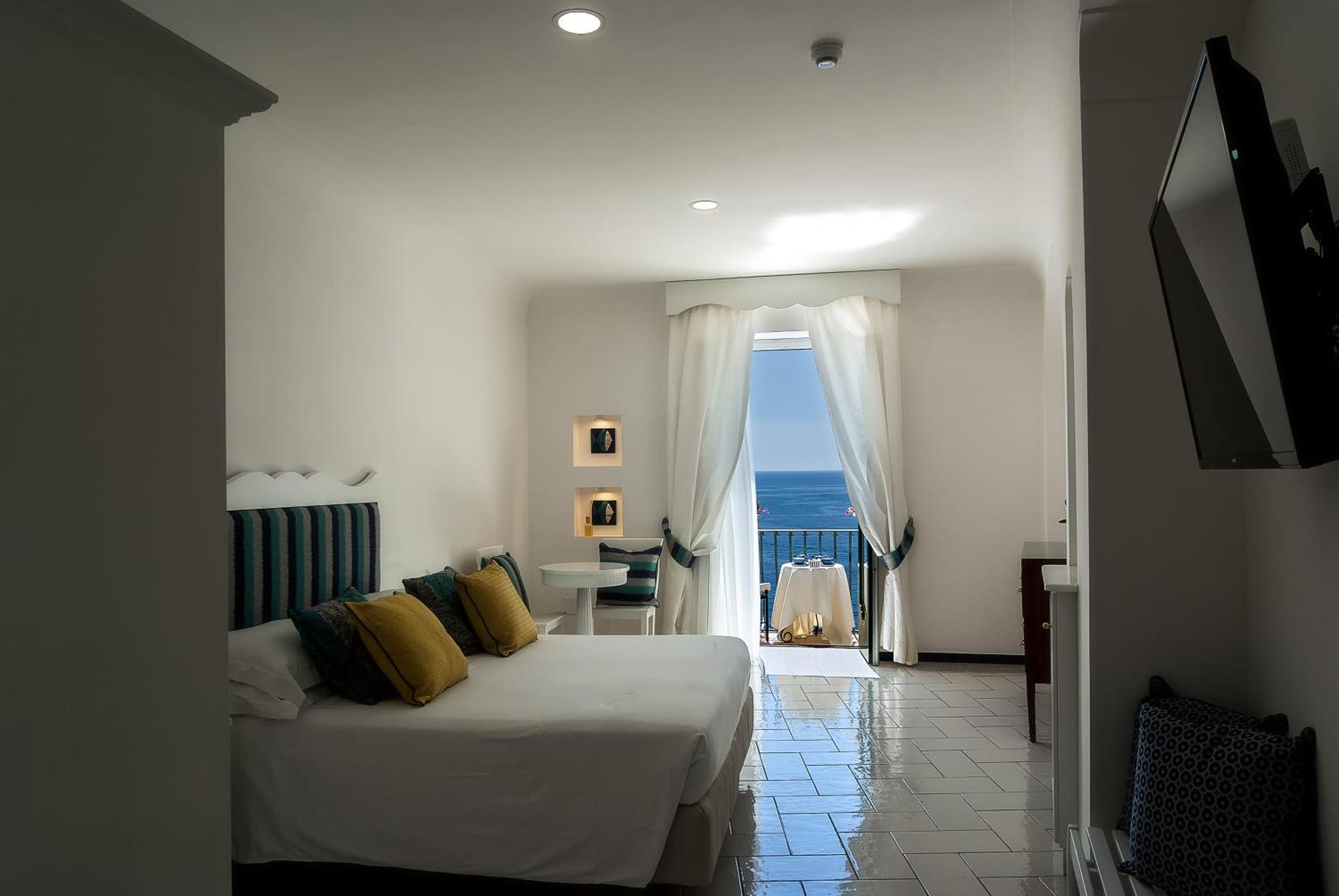 Deluxe Double Room Sea View