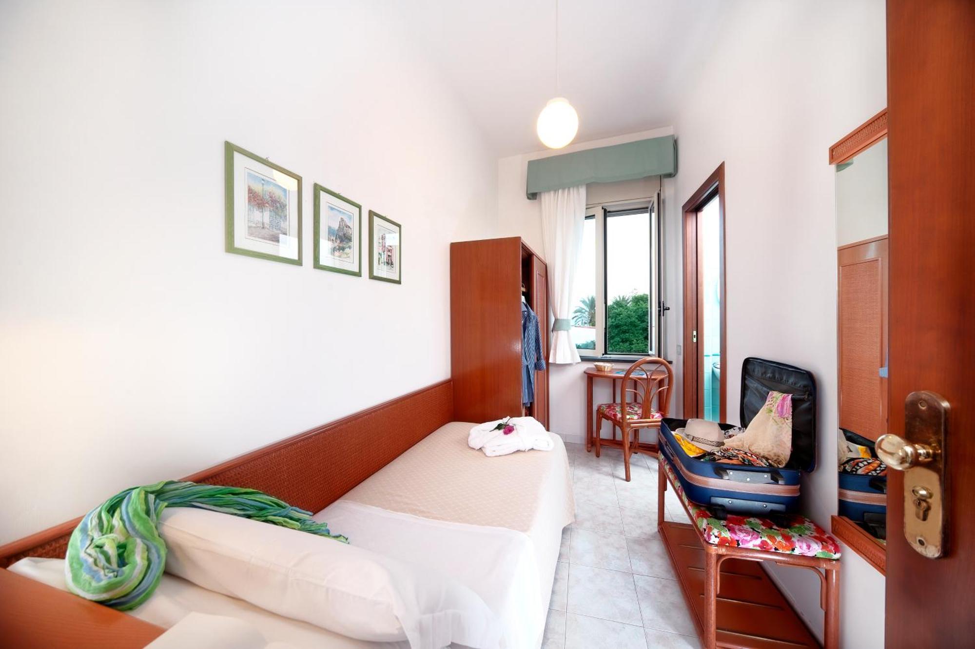 Classic Single Room,1631548990:JPEG