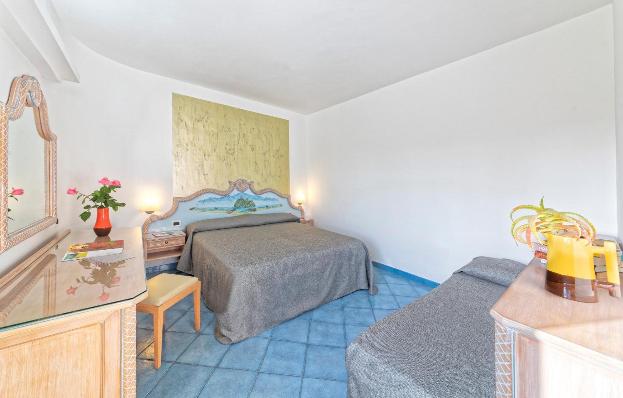 Quadruple Room,1216170832:JPEG