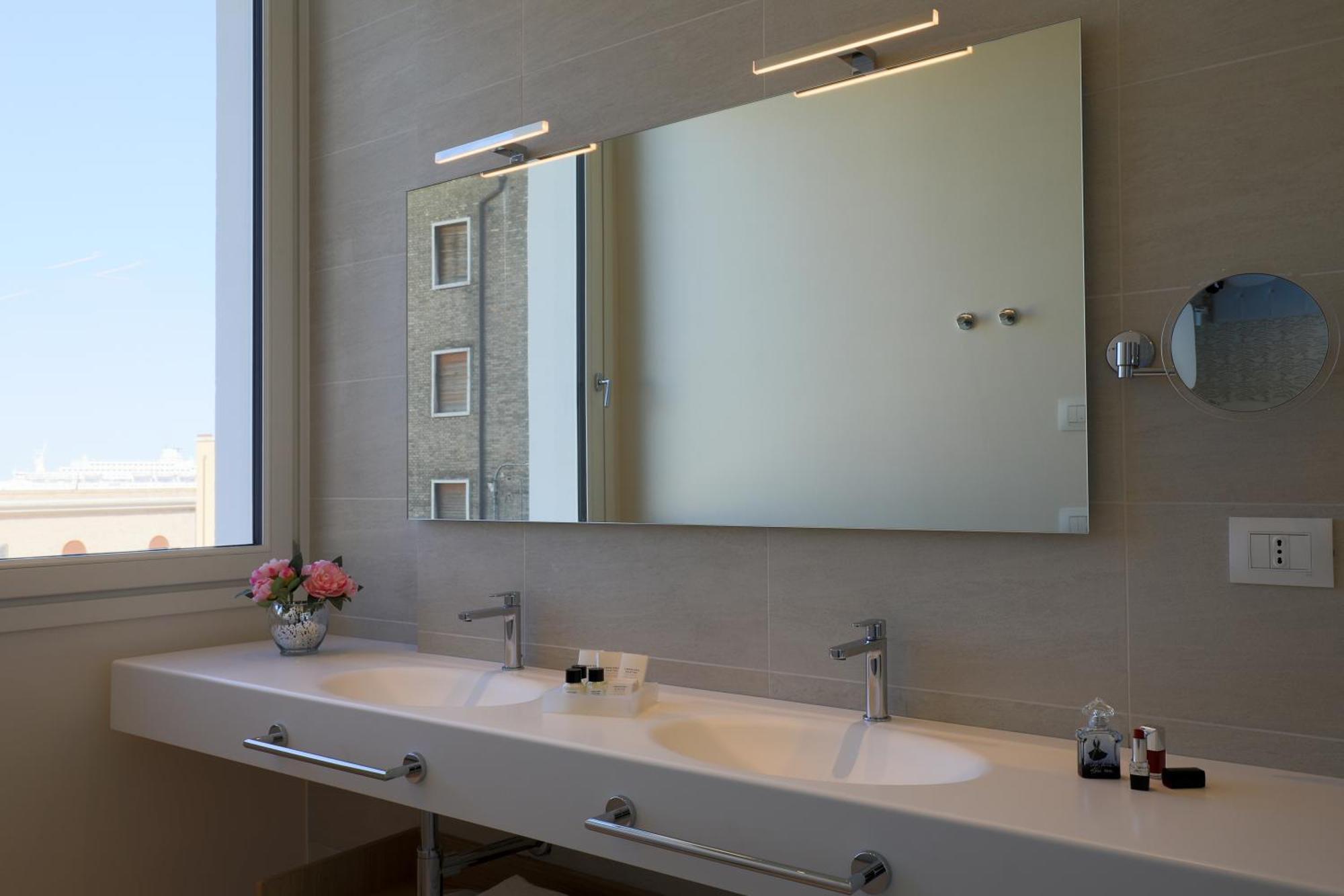 Executive Double or Twin Room Sea View