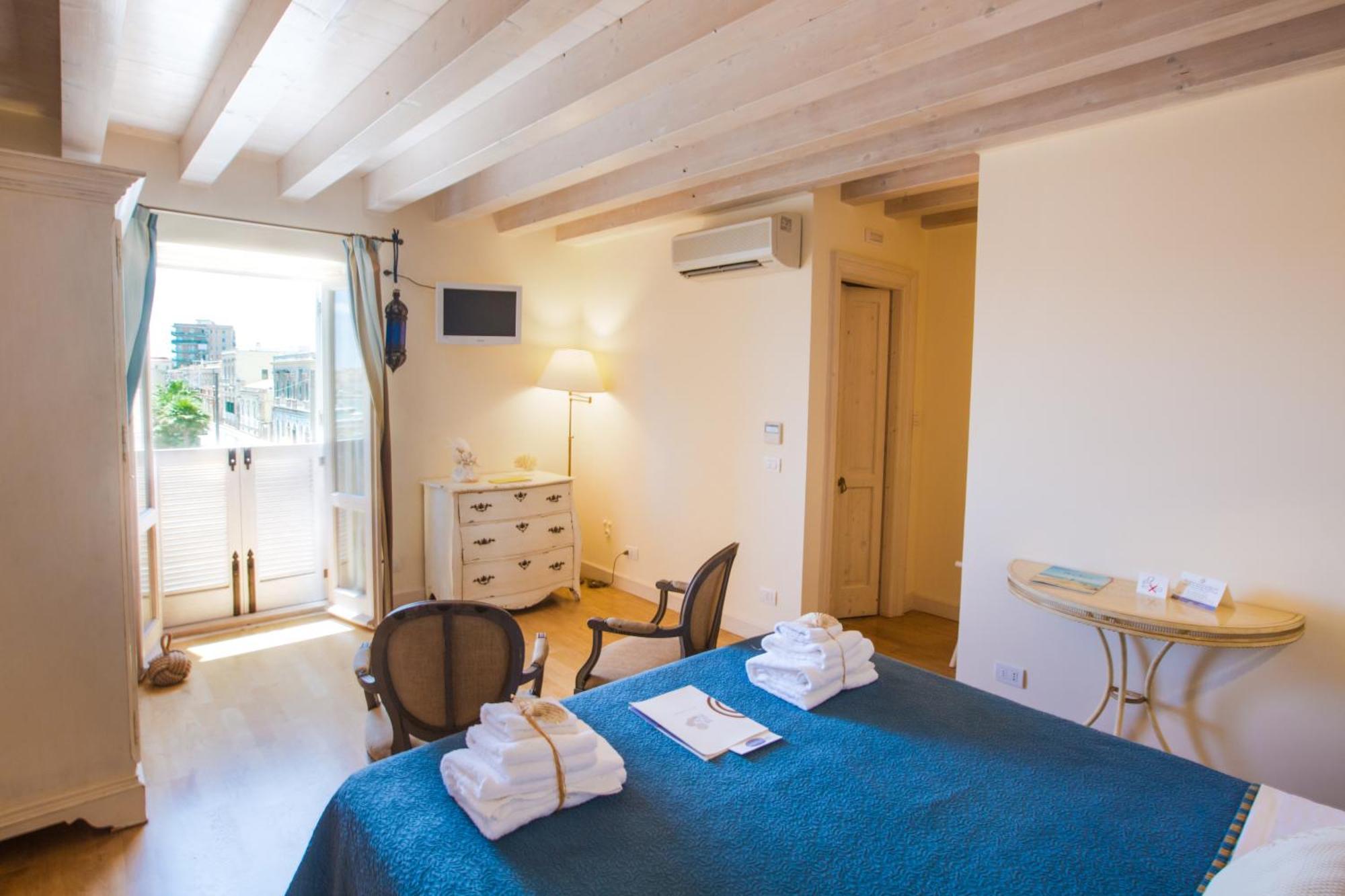 Classic Double Room Beach View