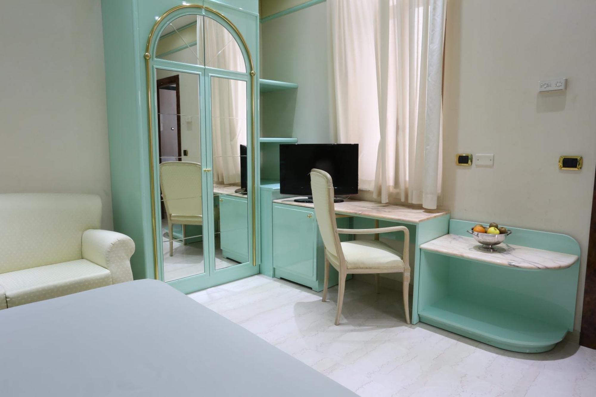 Suite
