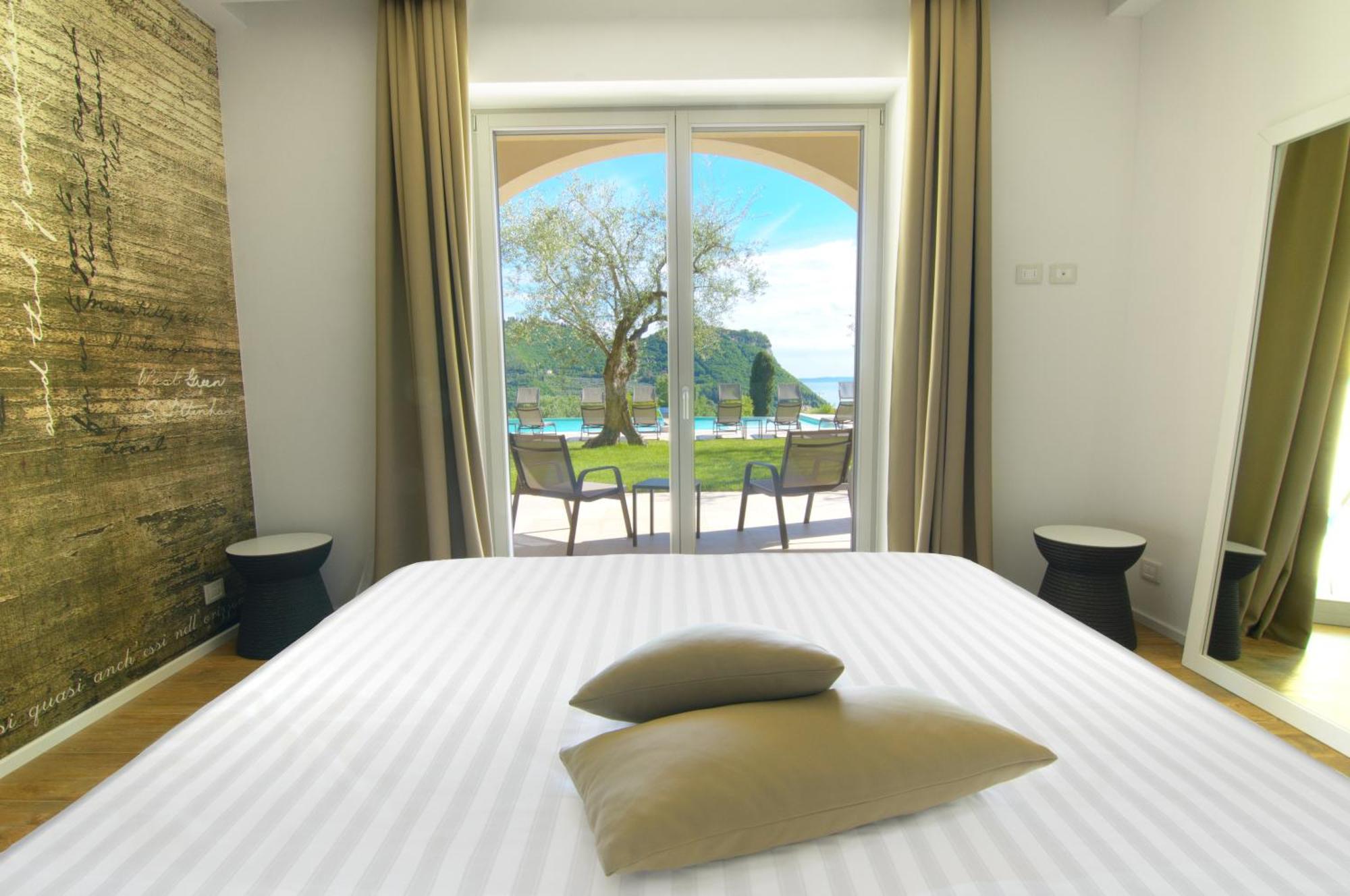 Junior Suite Patio Pool View Ground Floor