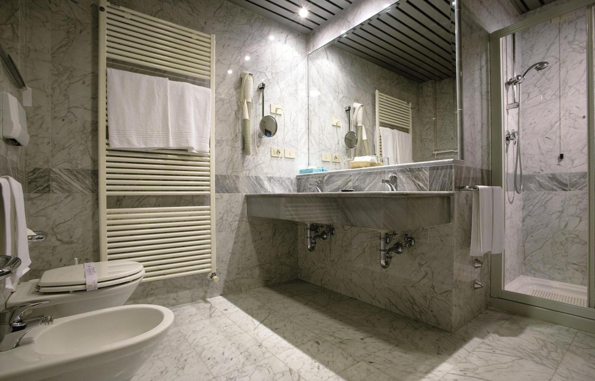 Comfort Double or Twin Room