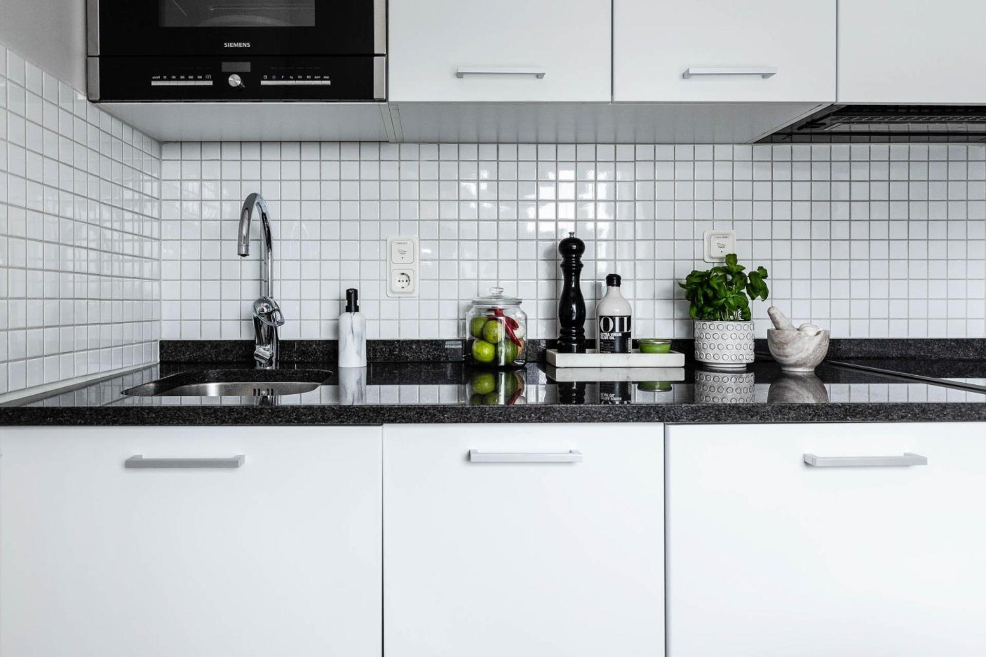 Medium Studio