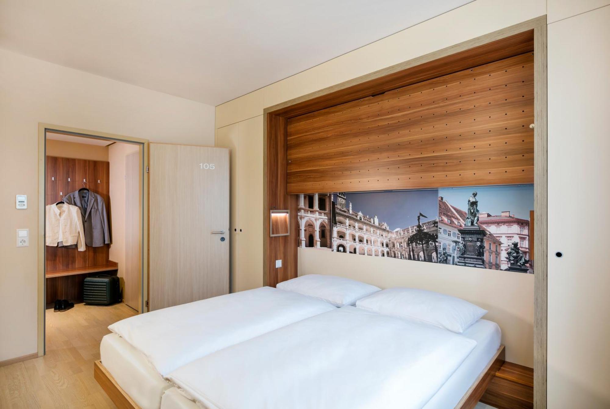 Classic Double Room