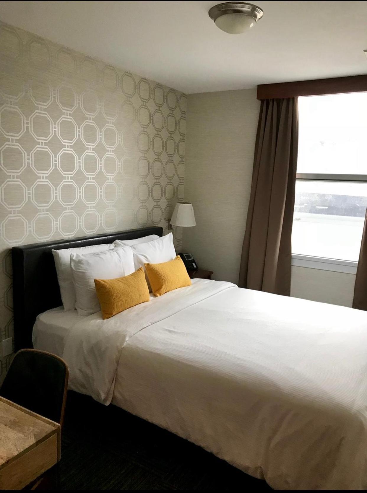 Queen Room