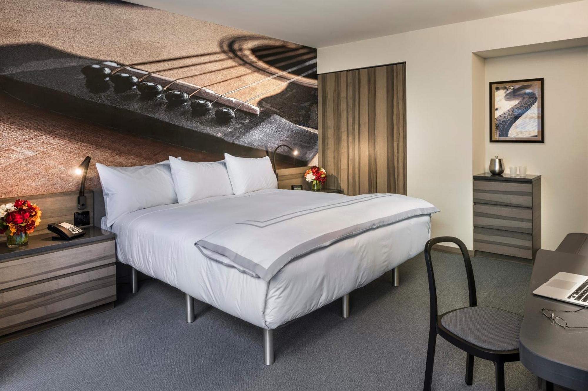 Superior King Junior Suite