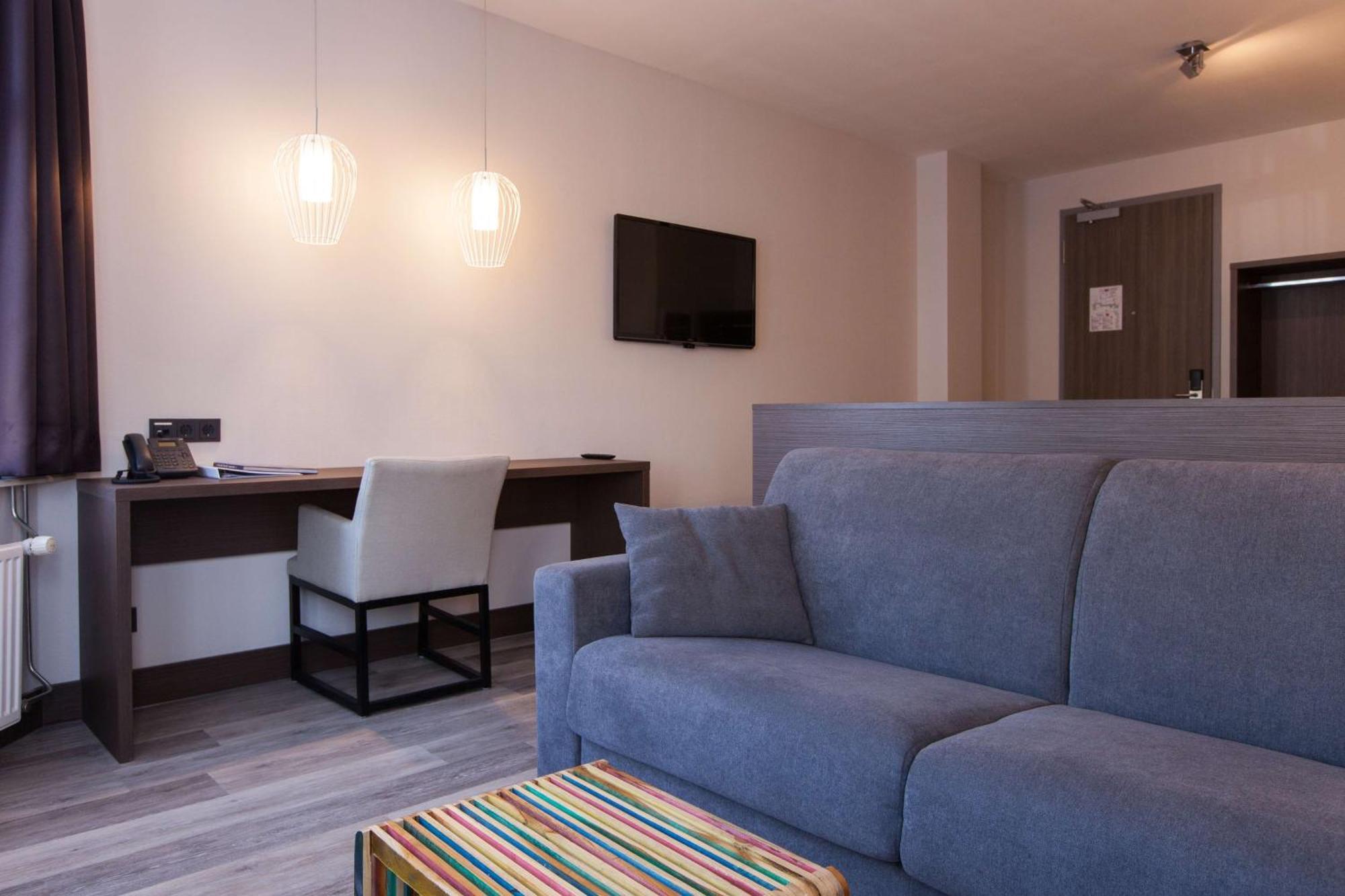 Family Twin Room