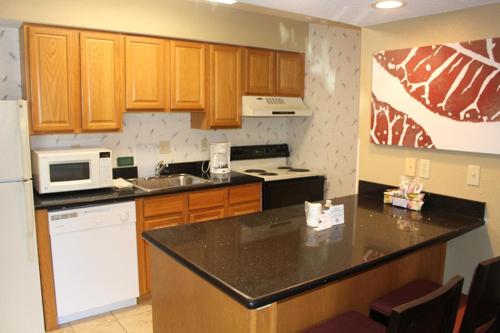 1 Queen Bed, Studio, Suite, Non-Smoking