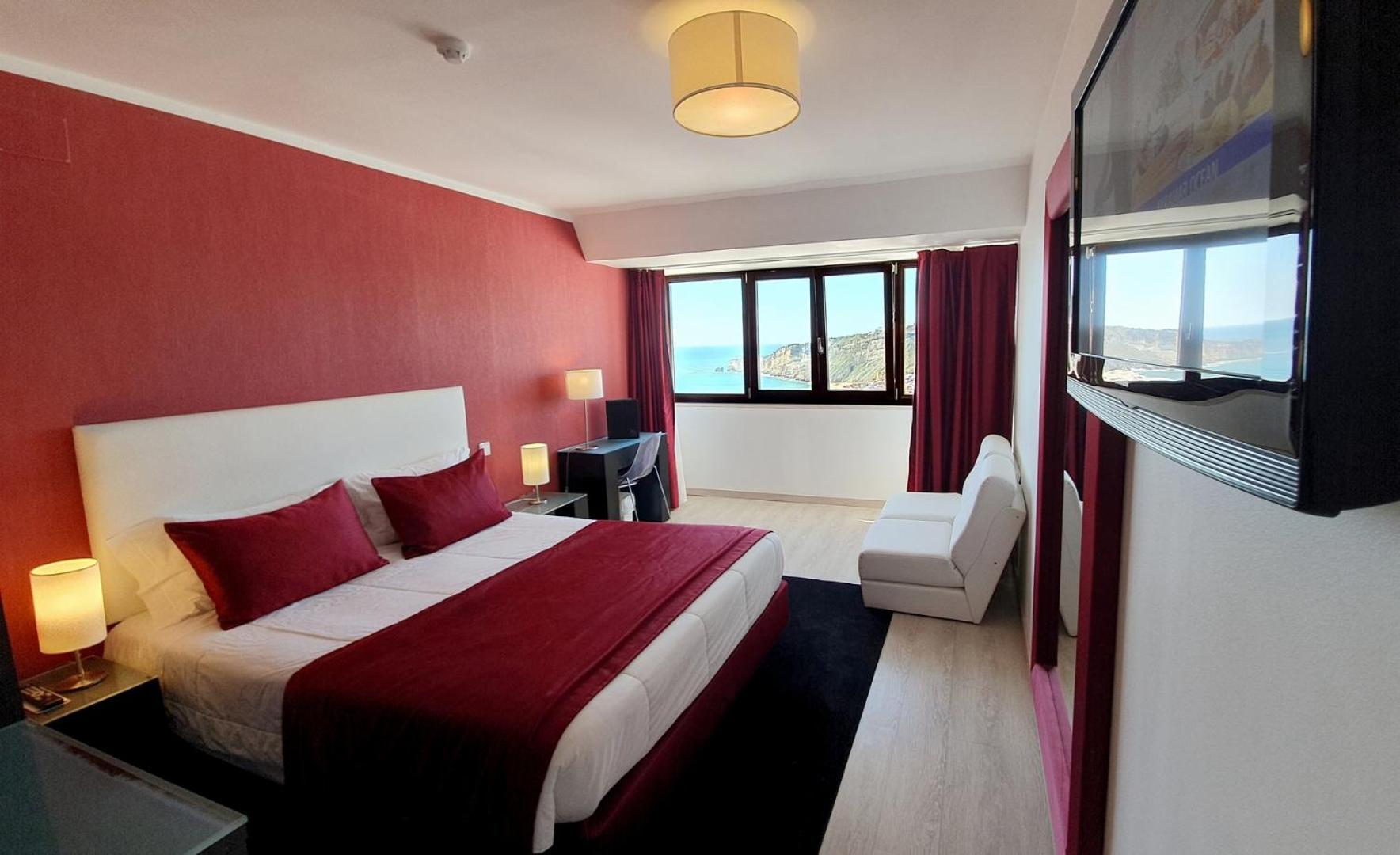 Double or Twin Room Sea View