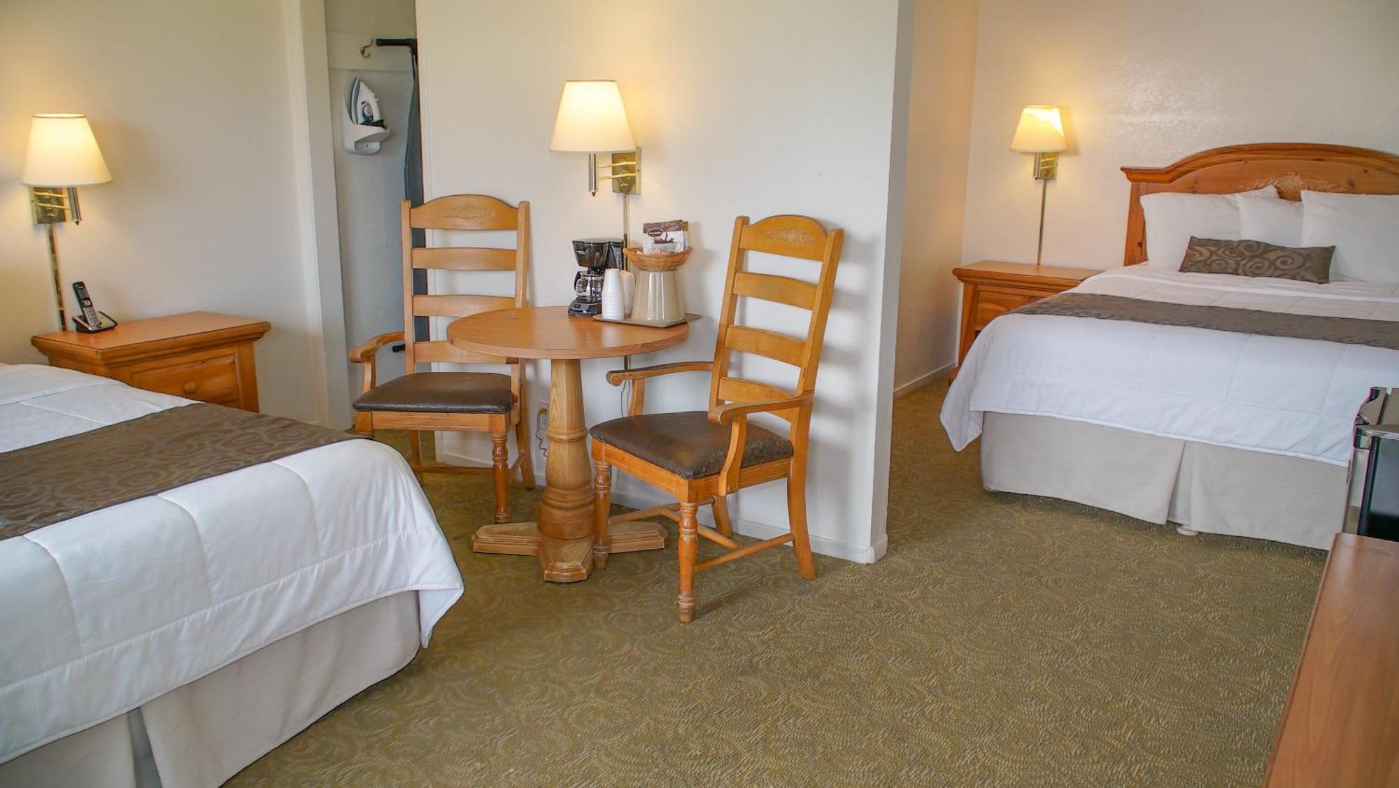 Queen Room Two Queen Beds
