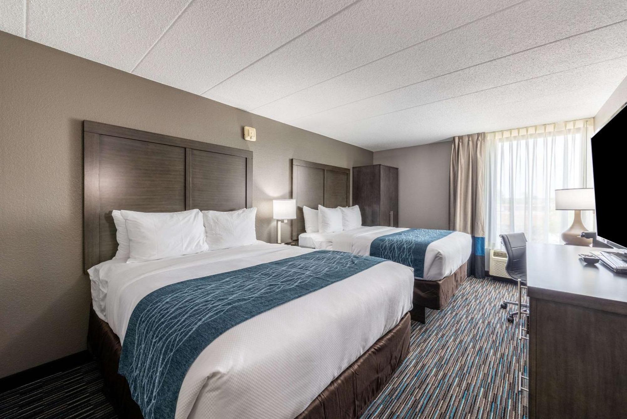 Queen Room Two Queen Beds Accessible or Non-Smoking