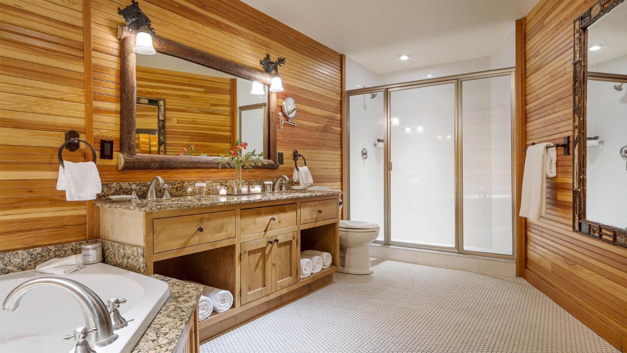 Deluxe One-Bedroom Suite