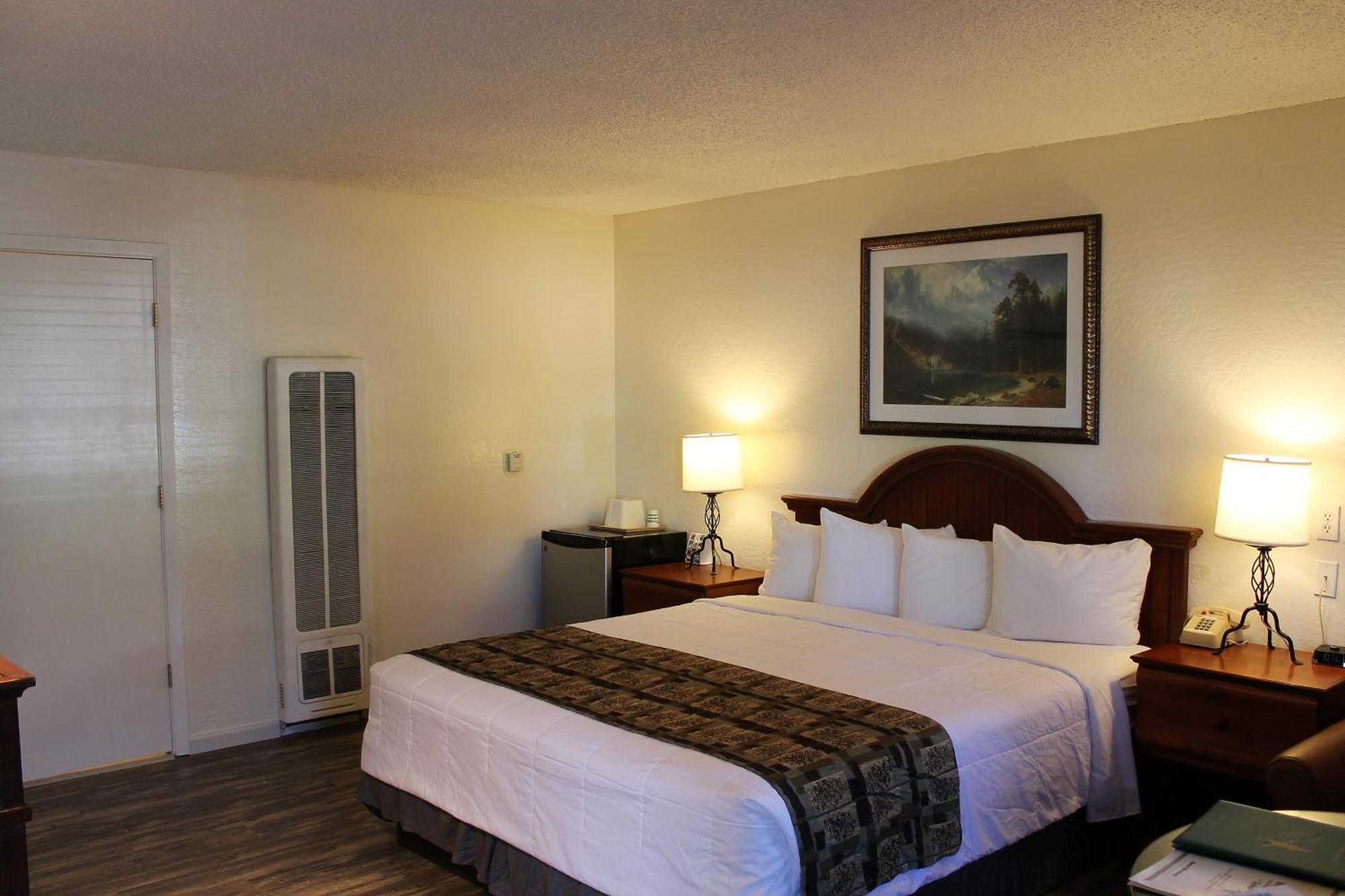 Standard King Room