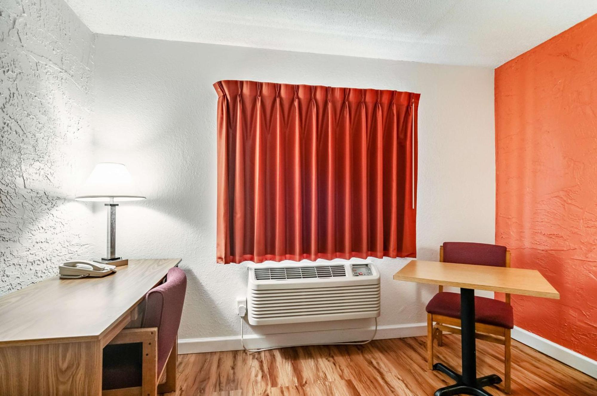 King Room Non-Smoking