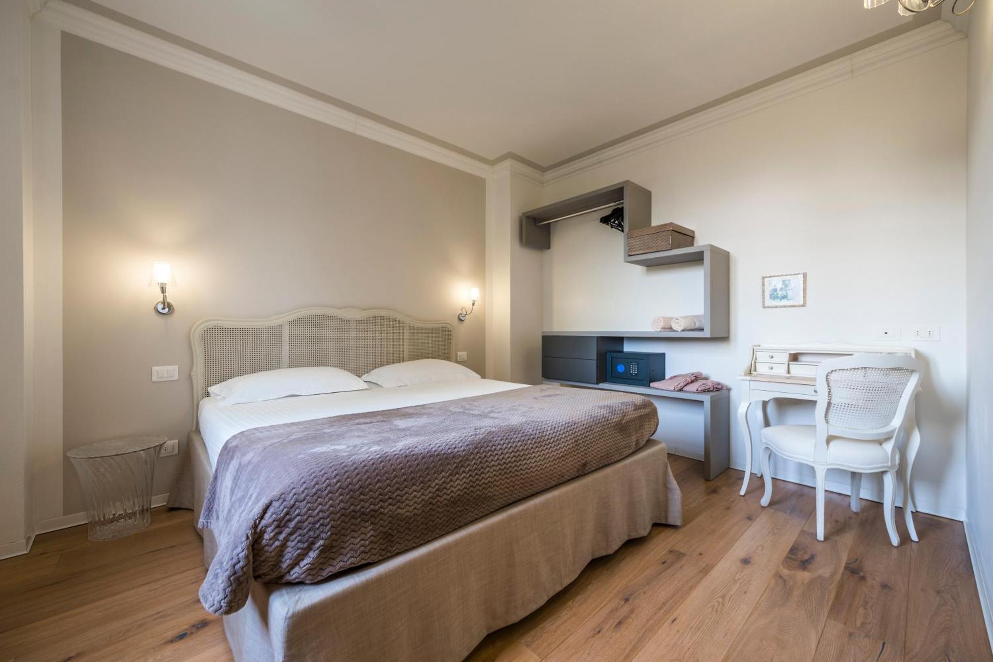 Deluxe Suite Apartment