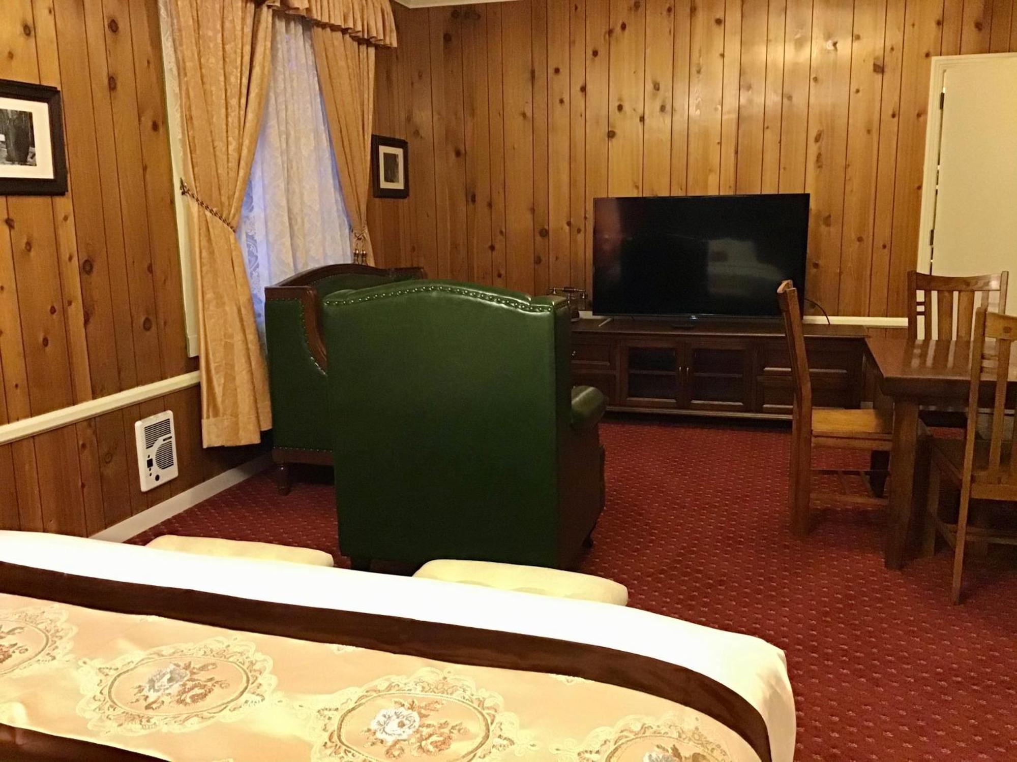 Presidential Suite Non-Smoking