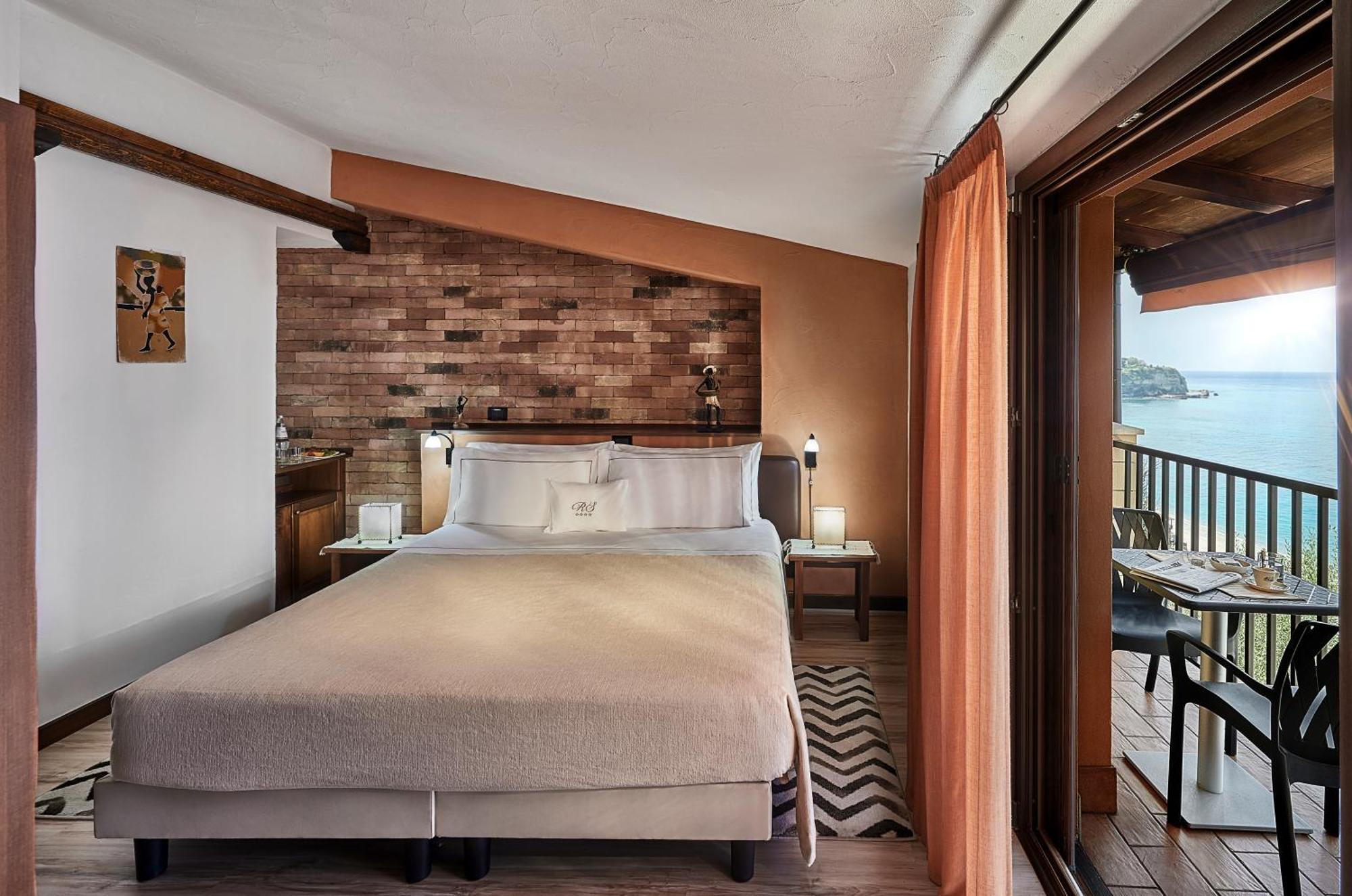 Superior Double Room Sea View