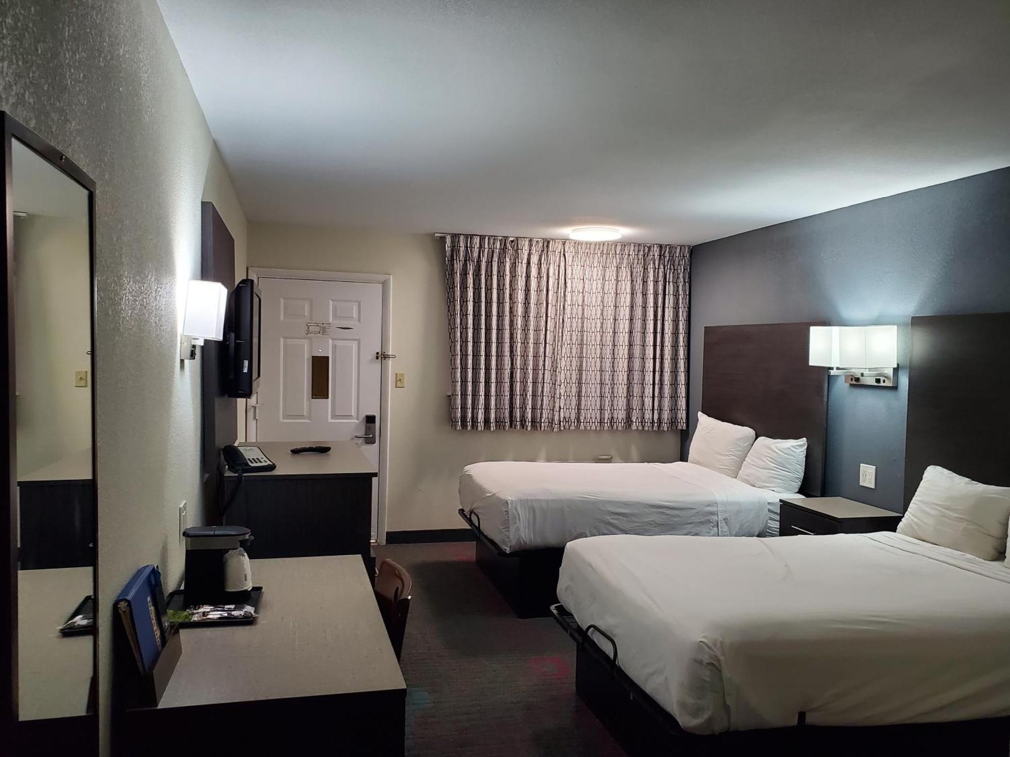 Double Room Two Double Beds Smoking