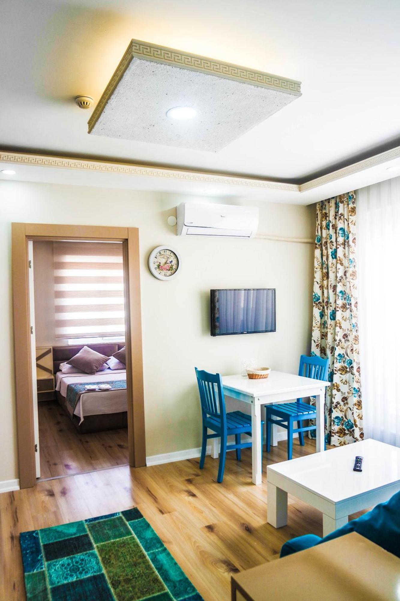 Two-Bedroom Apartment,823700543:JPEG